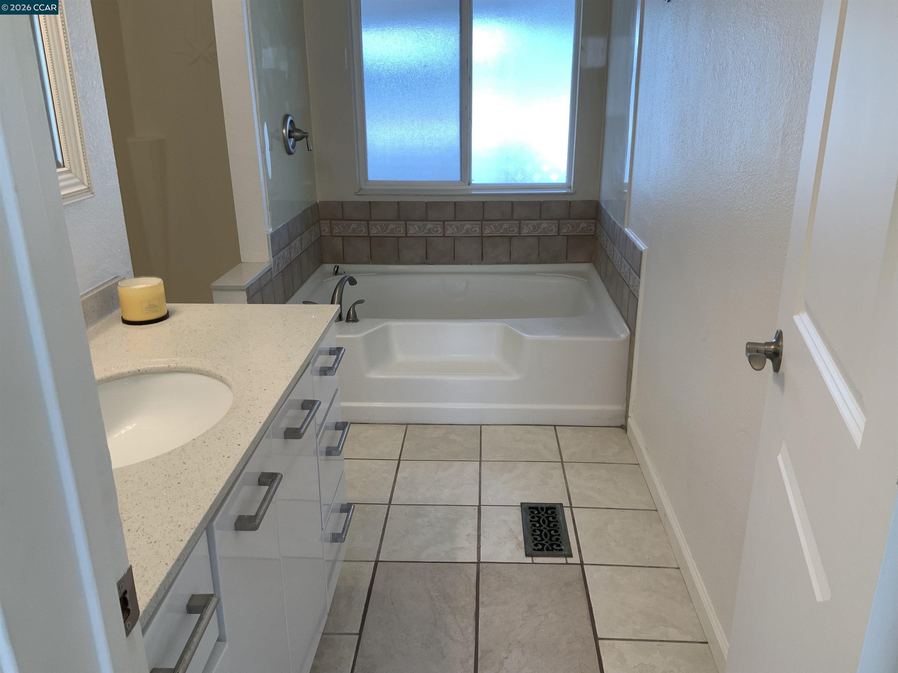 Detail Gallery Image 28 of 37 For 140 Shannon, Pittsburg,  CA 94565 - 4 Beds | 2 Baths