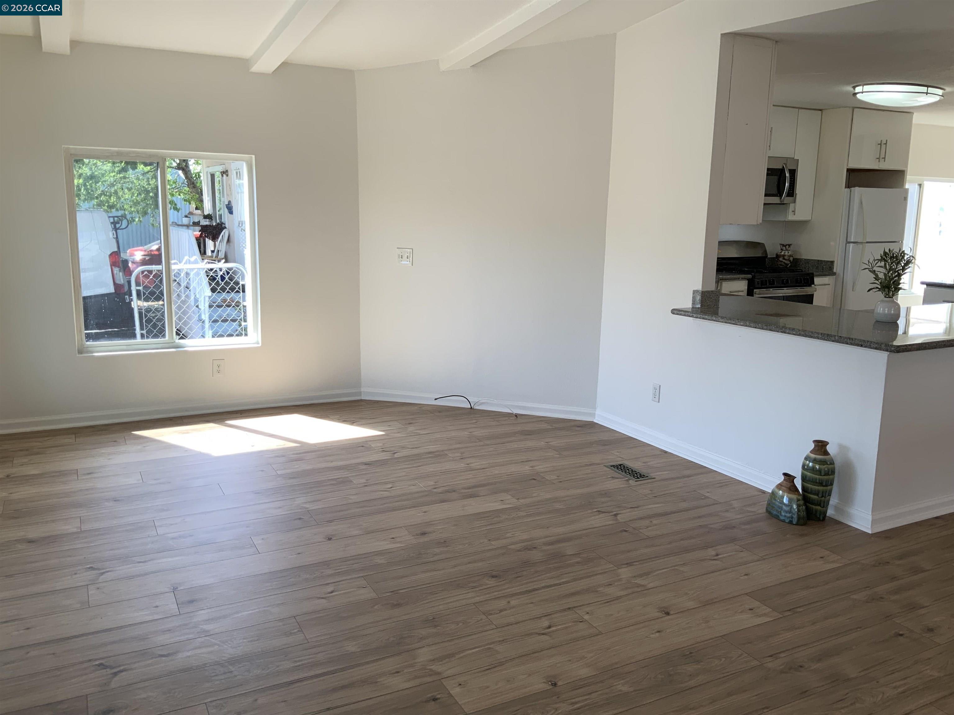 Detail Gallery Image 7 of 37 For 140 Shannon, Pittsburg,  CA 94565 - 4 Beds | 2 Baths