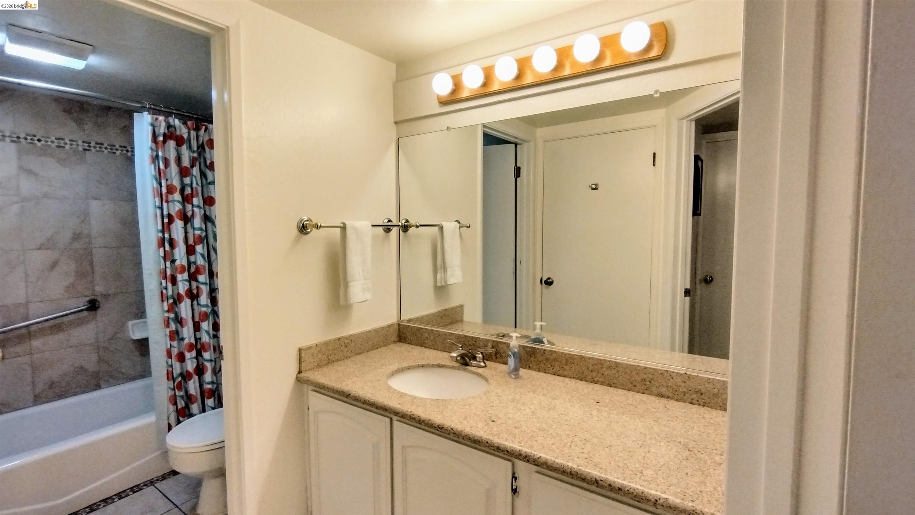 Detail Gallery Image 14 of 22 For 3535 Lake Tahoe Blvd #432,  South Lake Tahoe,  CA 96150 - 1 Beds | 1 Baths