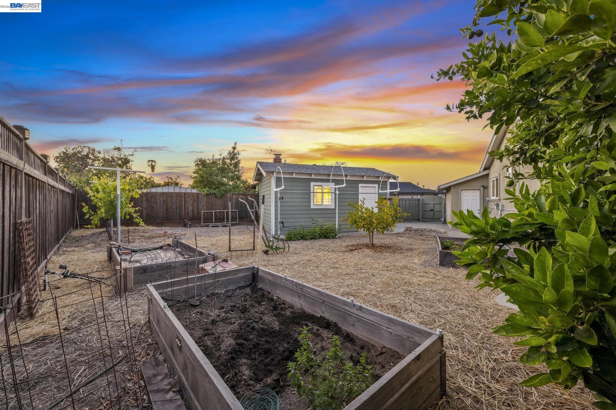 Detail Gallery Image 27 of 31 For 5706 Willkie Pl, Fremont,  CA 94538 - 3 Beds | 1 Baths