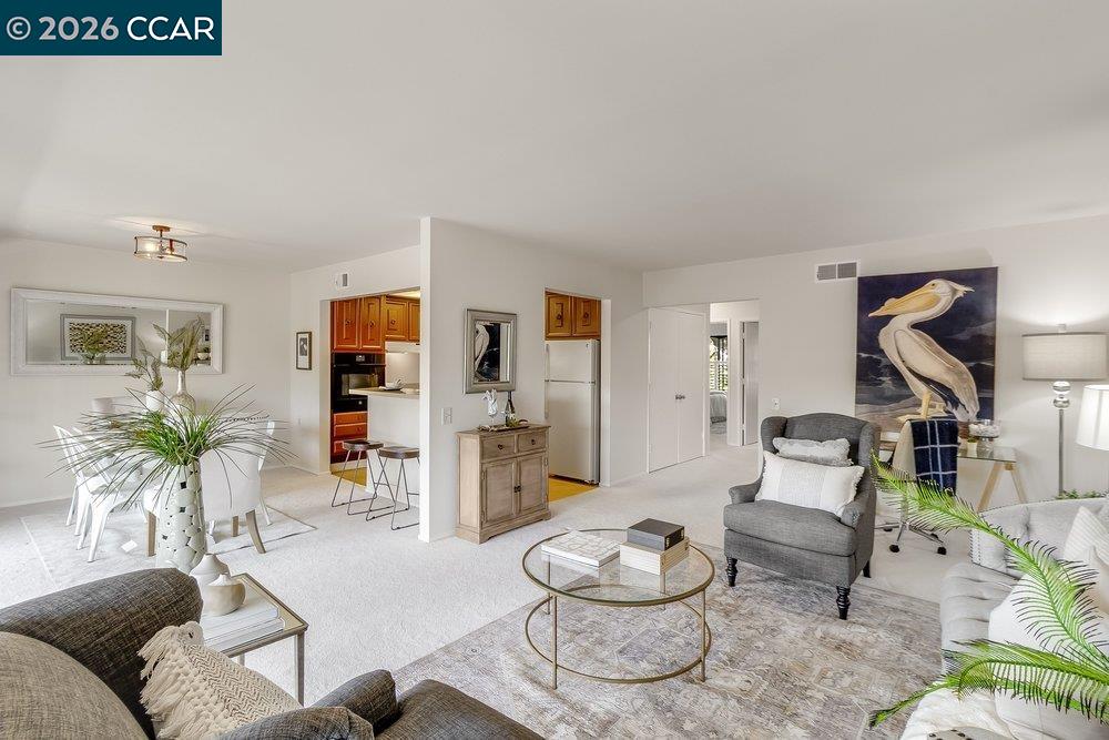 Photo #8: 41129009 Listing: Photo #8