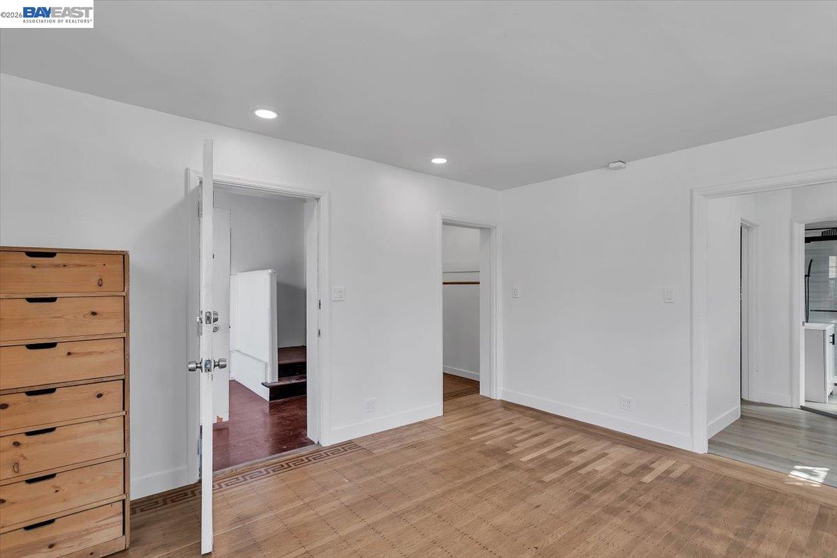 Detail Gallery Image 17 of 37 For 3300 Harrison St, Oakland,  CA 94611 - – Beds | – Baths