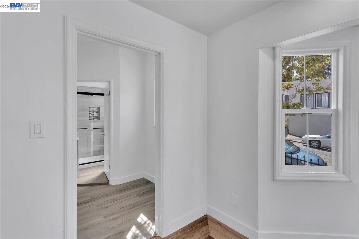 Detail Gallery Image 21 of 37 For 3300 Harrison St, Oakland,  CA 94611 - – Beds | – Baths