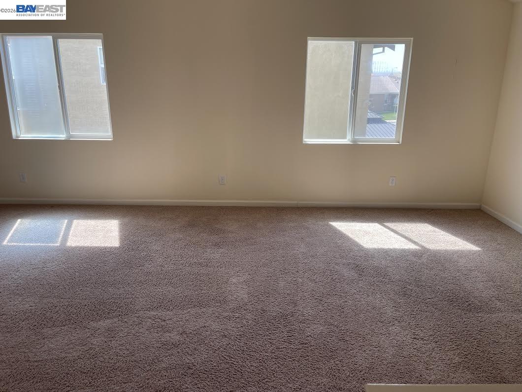 Detail Gallery Image 8 of 12 For 1235 Santona Ct, Manteca,  CA 95337 - 4 Beds | 3 Baths