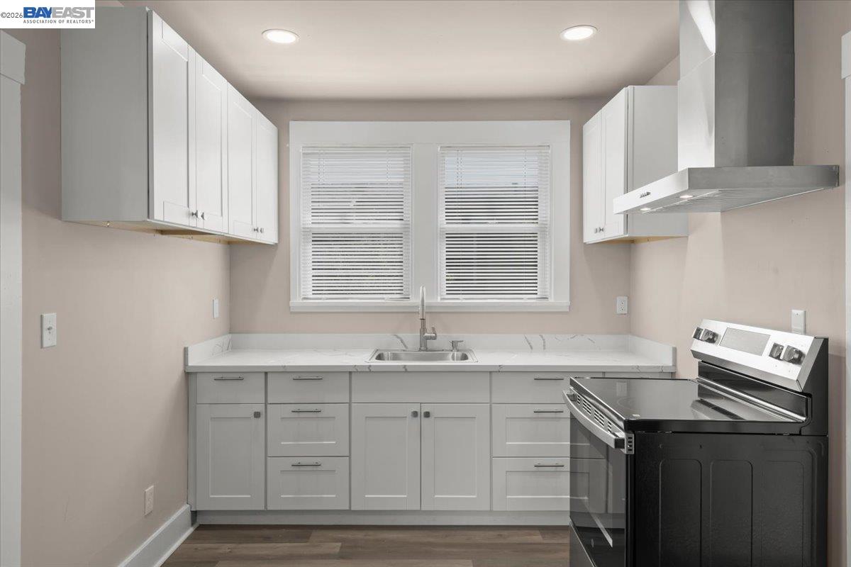 Detail Gallery Image 7 of 12 For 1504 10th Street, Berkeley,  CA 94710 - – Beds | – Baths