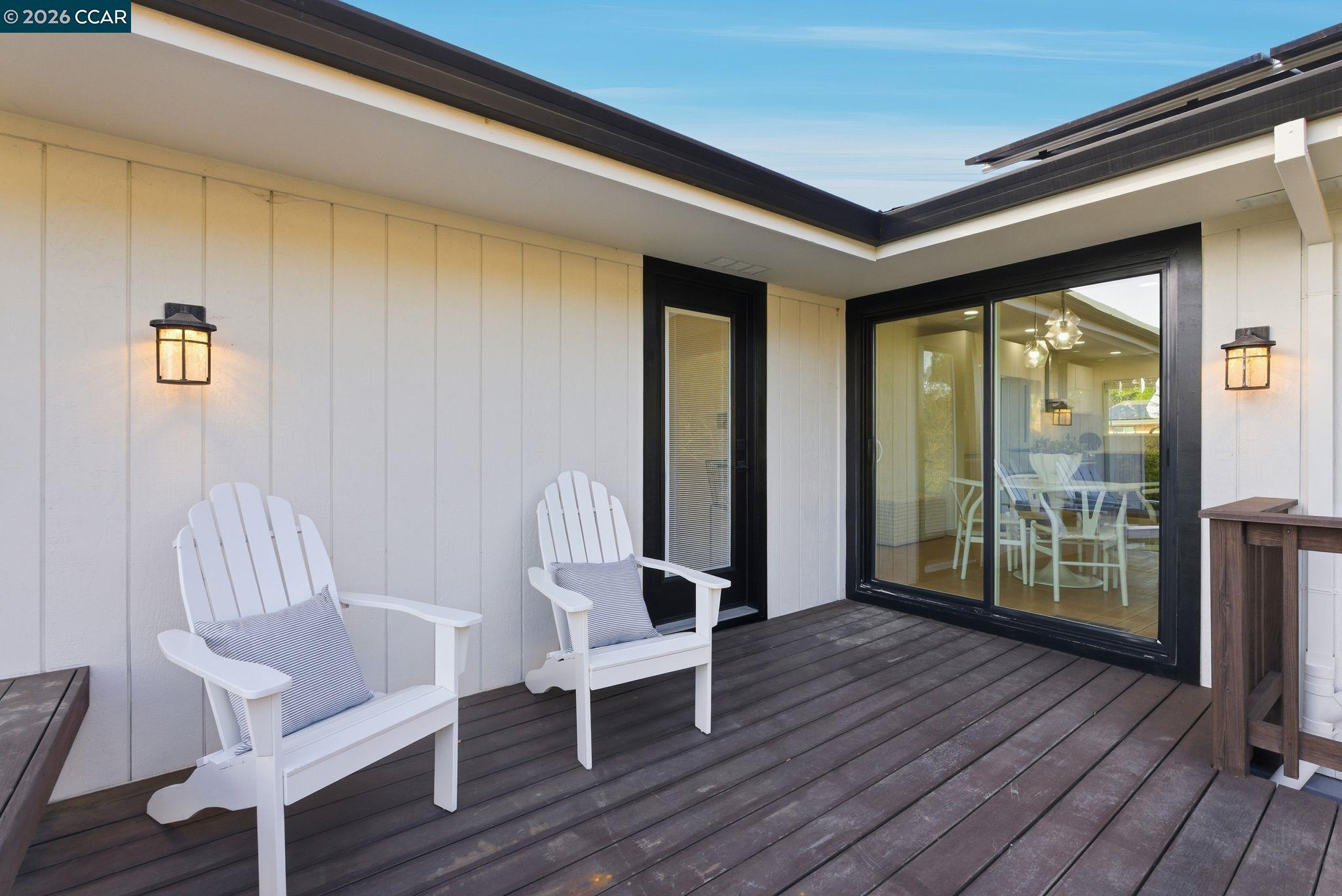 Detail Gallery Image 17 of 53 For 89 Greenfield Dr, Moraga,  CA 94556 - 5 Beds | 3 Baths