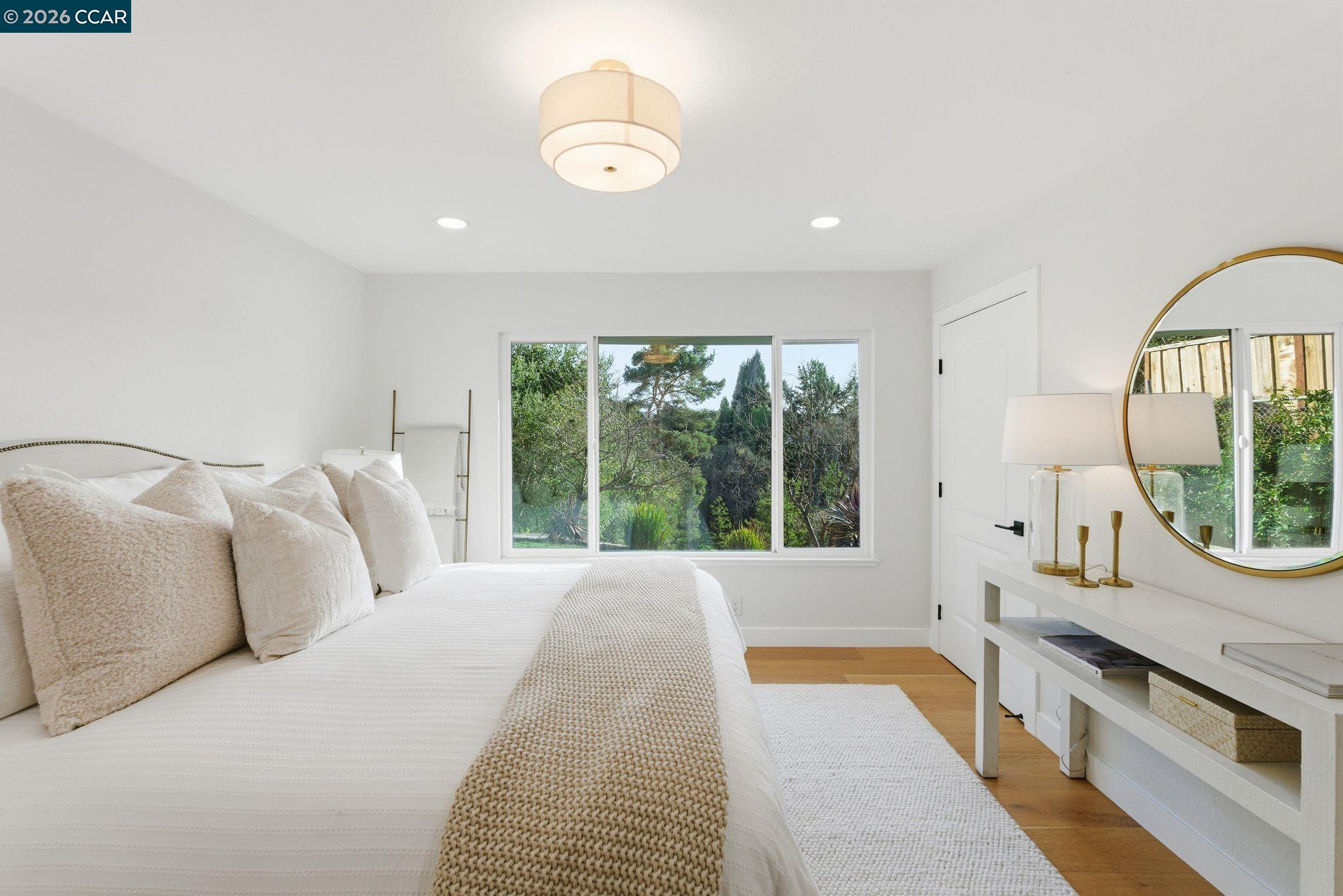 Detail Gallery Image 22 of 53 For 89 Greenfield Dr, Moraga,  CA 94556 - 5 Beds | 3 Baths