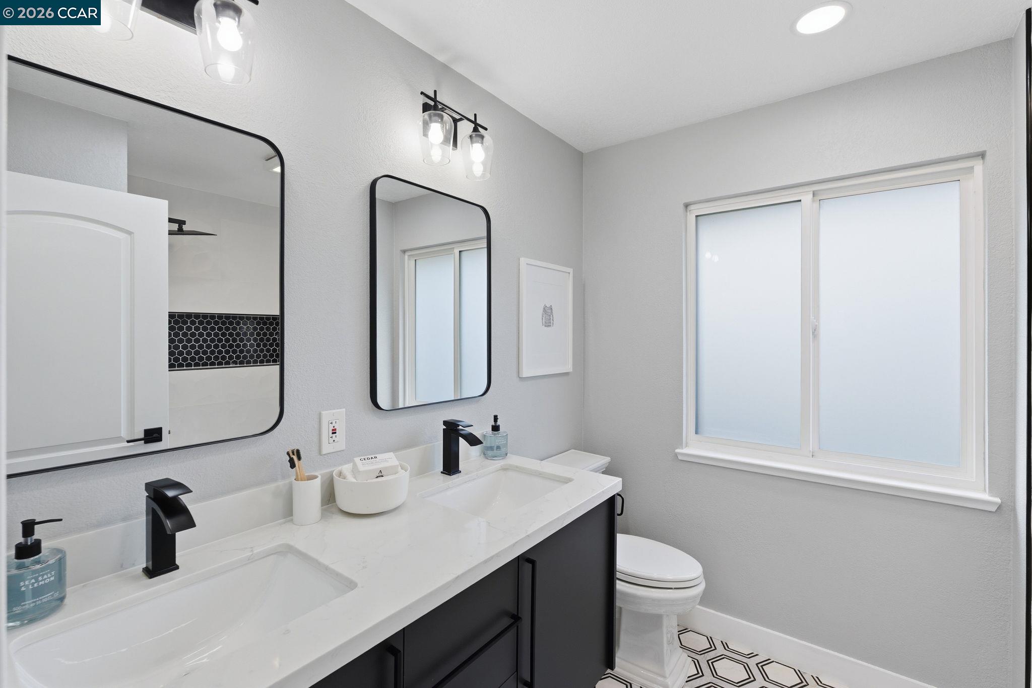 Detail Gallery Image 30 of 53 For 89 Greenfield Dr, Moraga,  CA 94556 - 5 Beds | 3 Baths