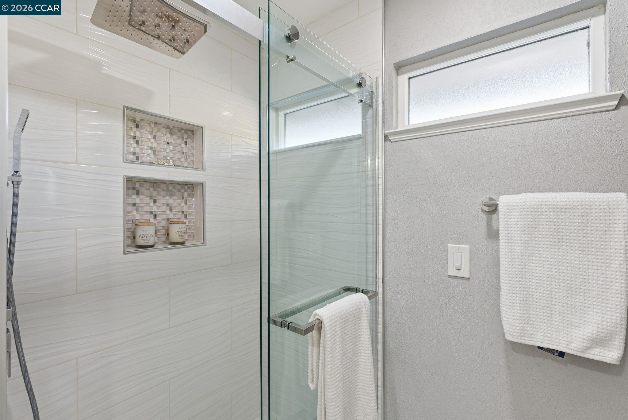 Detail Gallery Image 36 of 53 For 89 Greenfield Dr, Moraga,  CA 94556 - 5 Beds | 3 Baths