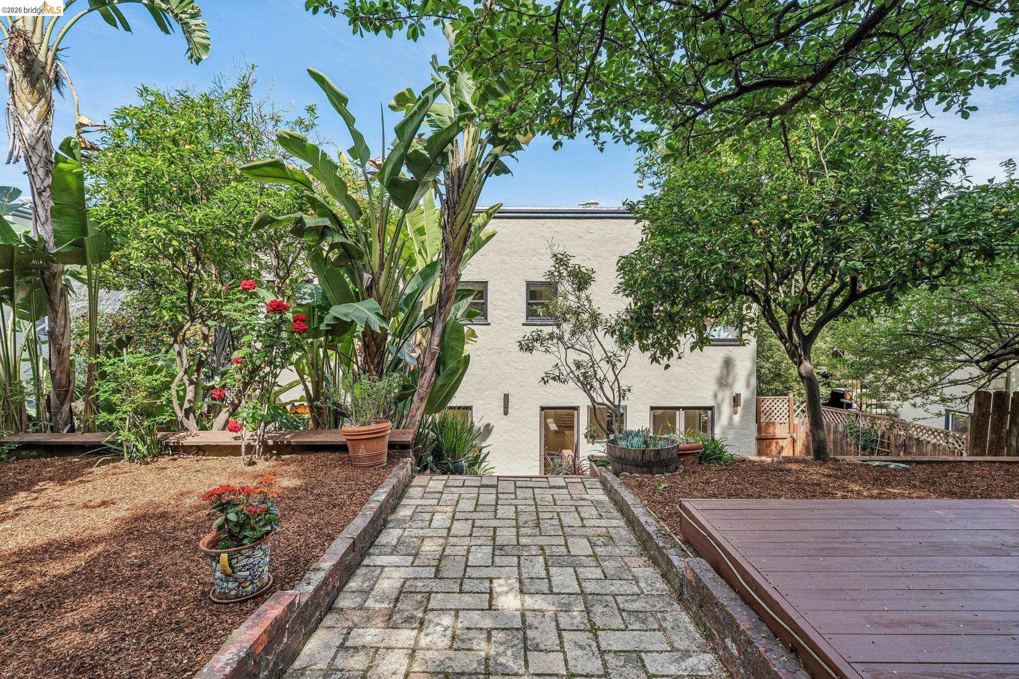 Detail Gallery Image 56 of 60 For 2306 Ivy Dr, Oakland,  CA 94606 - 4 Beds | 2 Baths