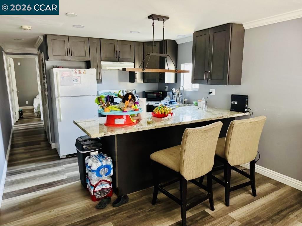 Front Image Thumbnail for CC41129021