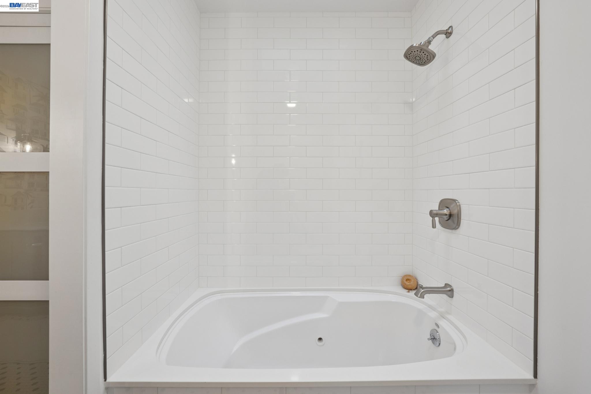 Photo #44: 41129022 Listing: Photo #44