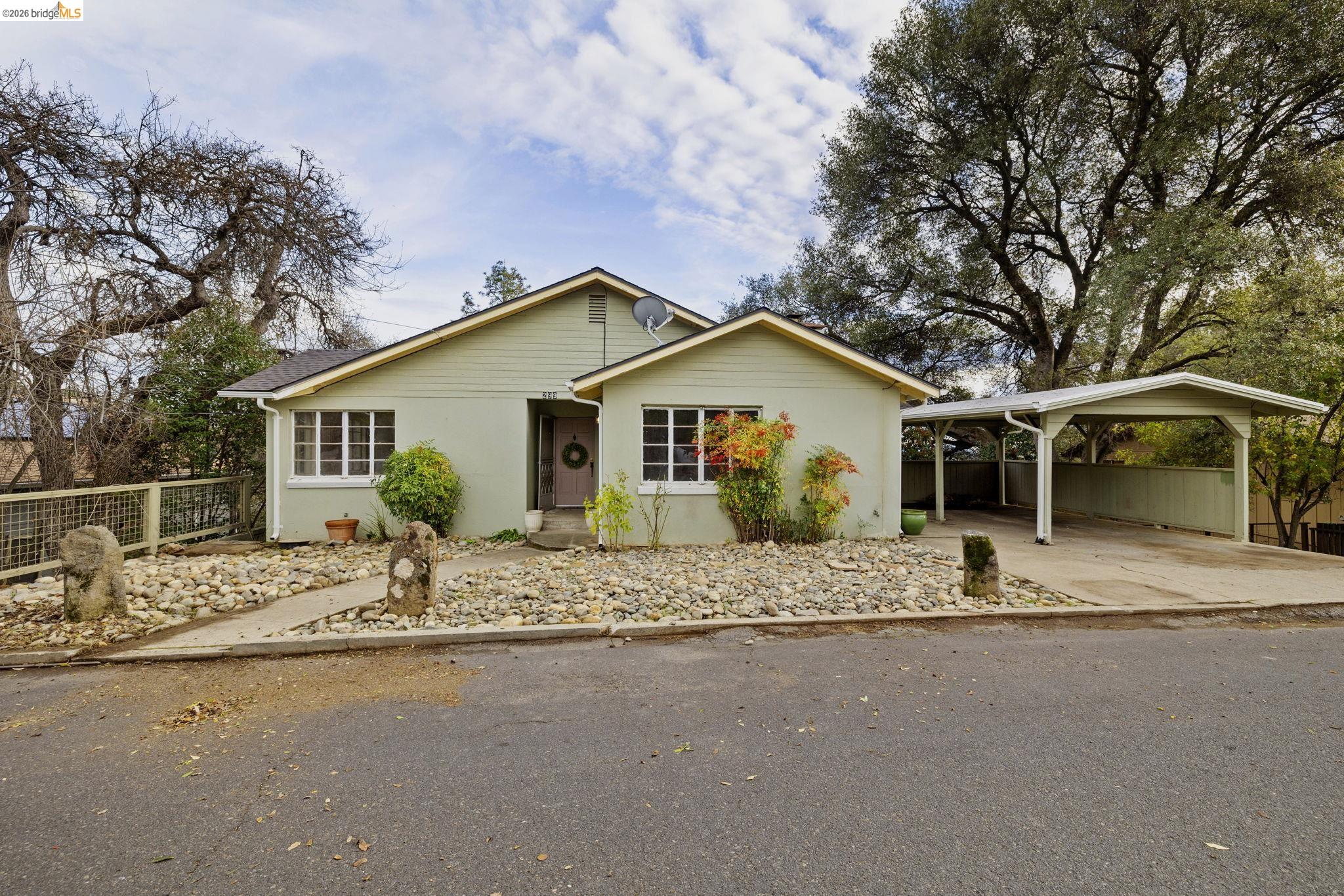 Detail Gallery Image 2 of 38 For 299 Summit Ave, Sonora,  CA 95370 - 2 Beds | 2 Baths