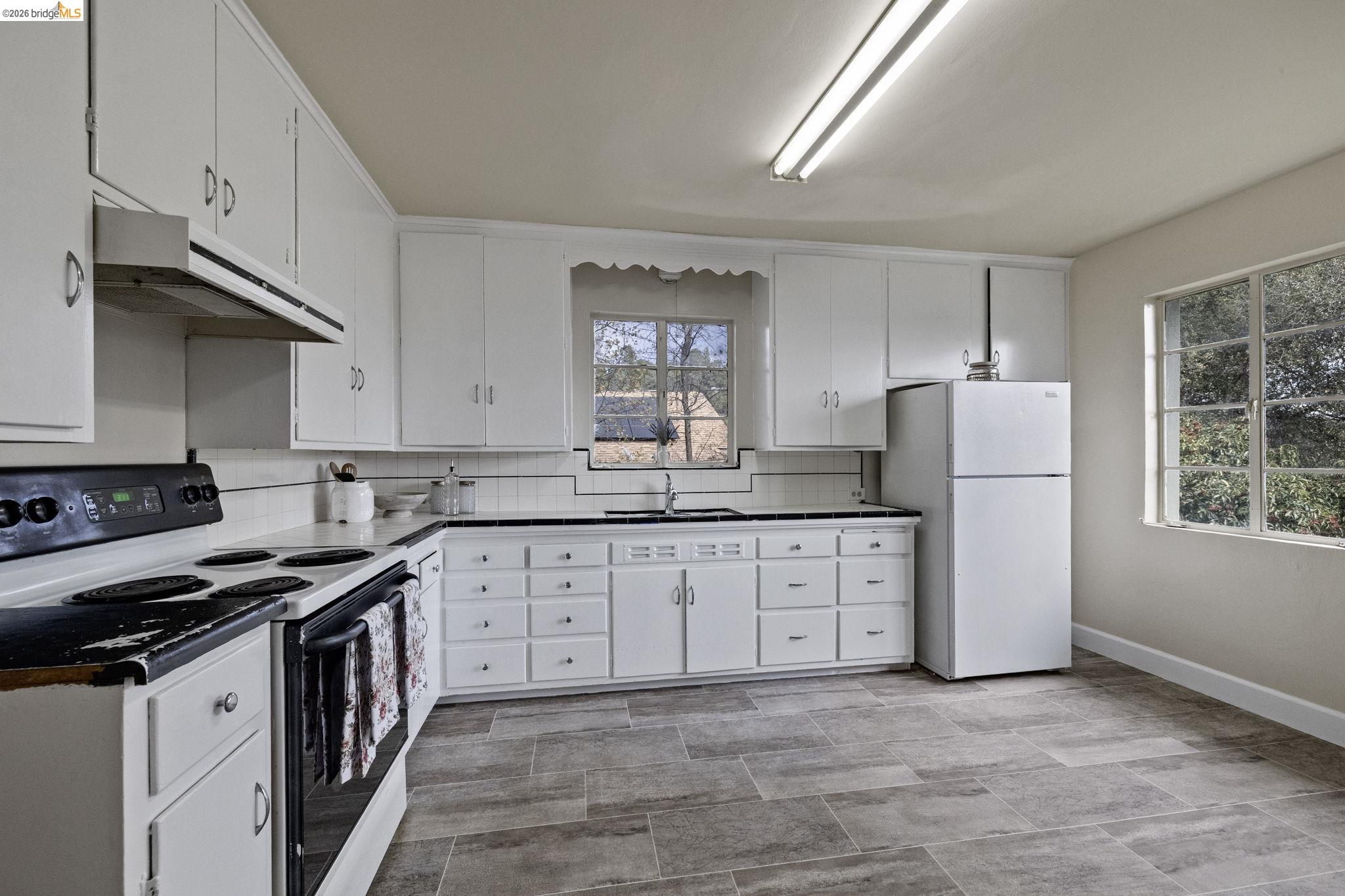 Detail Gallery Image 11 of 38 For 299 Summit Ave, Sonora,  CA 95370 - 2 Beds | 2 Baths