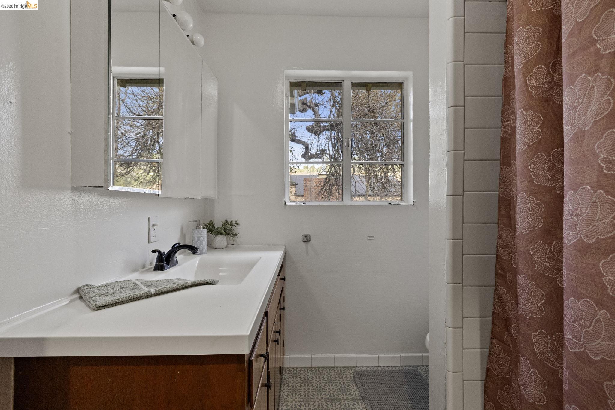 Detail Gallery Image 9 of 38 For 299 Summit Ave, Sonora,  CA 95370 - 2 Beds | 2 Baths