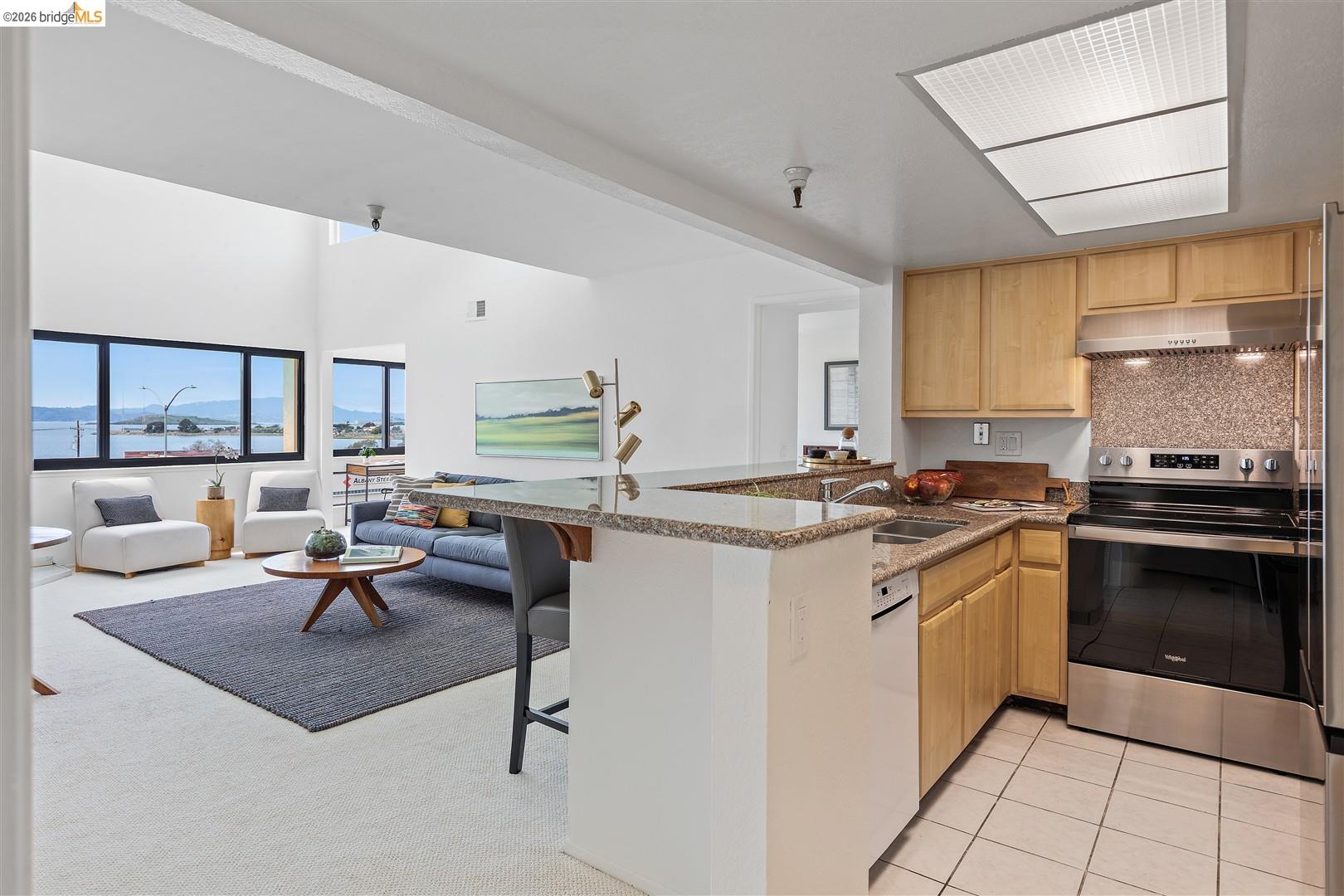 Photo #9: 41129025 Listing: Photo #9