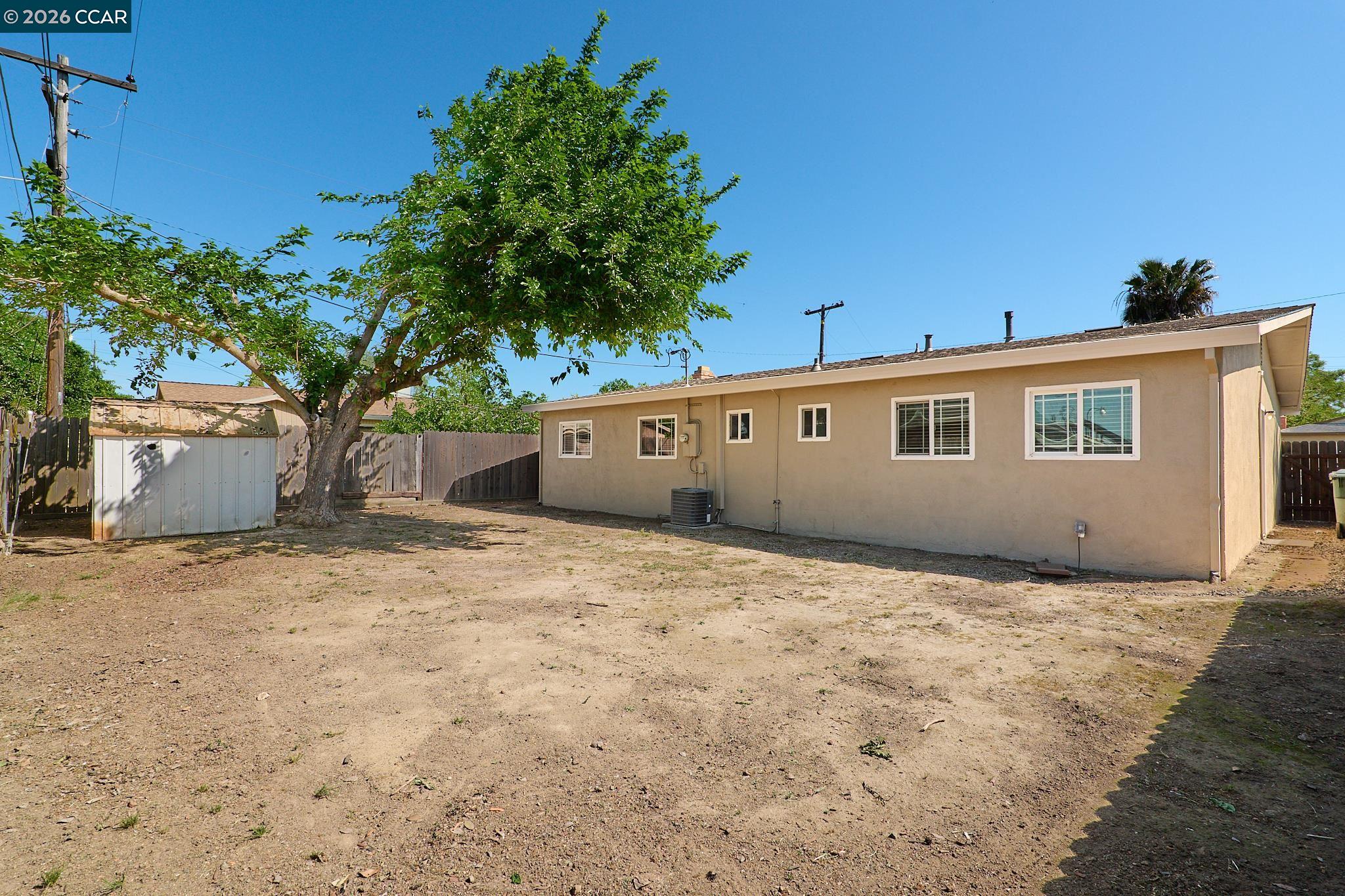 Detail Gallery Image 14 of 17 For 7107 Paladin Way, Rio Linda,  CA 95673 - 3 Beds | 2 Baths