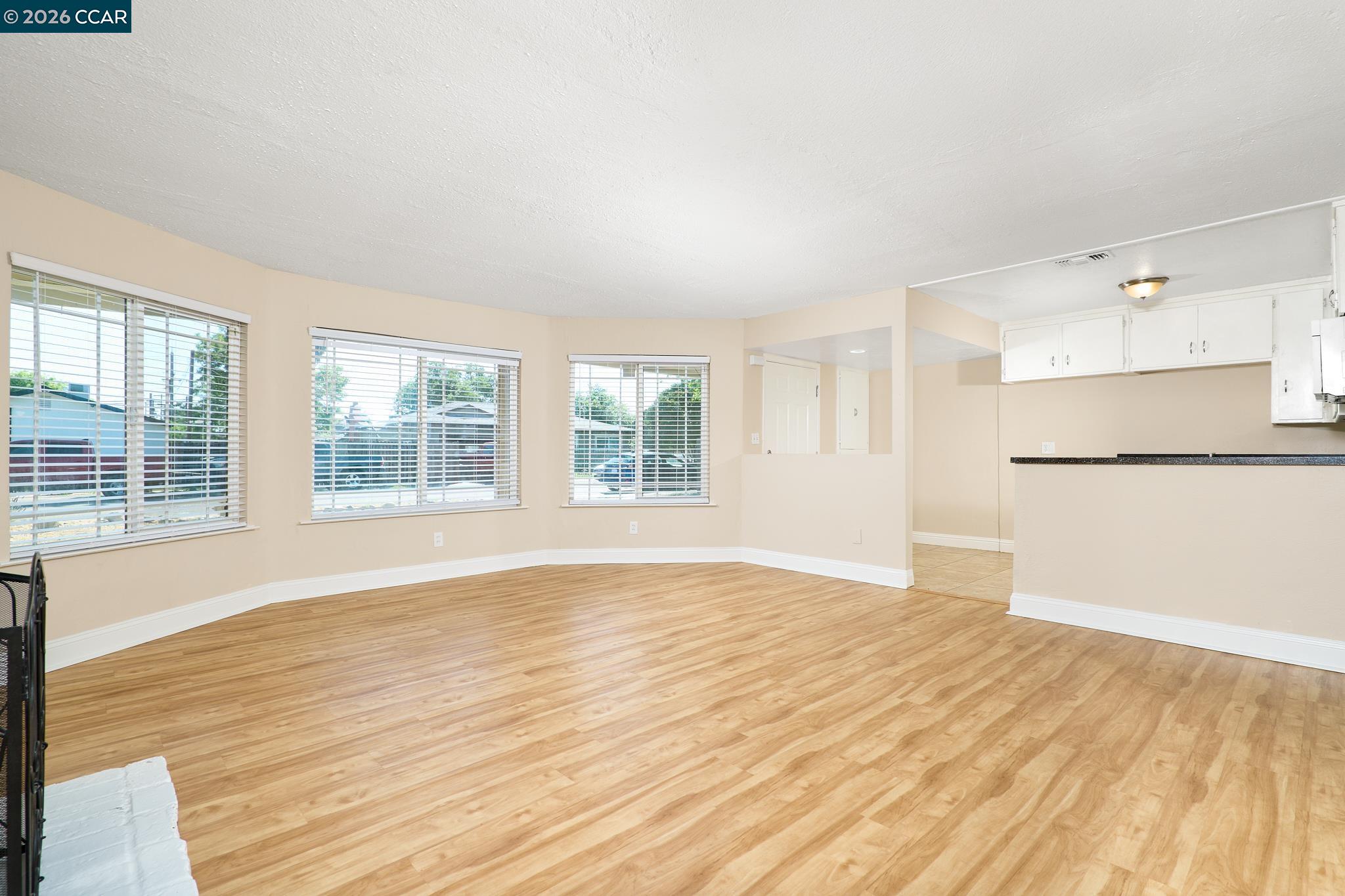 Detail Gallery Image 7 of 17 For 7107 Paladin Way, Rio Linda,  CA 95673 - 3 Beds | 2 Baths