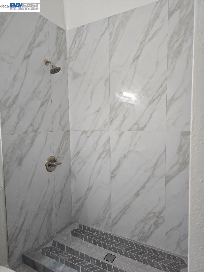 Detail Gallery Image 12 of 12 For 415 Foothill Blvd, Oakland,  CA 94606 - – Beds | – Baths