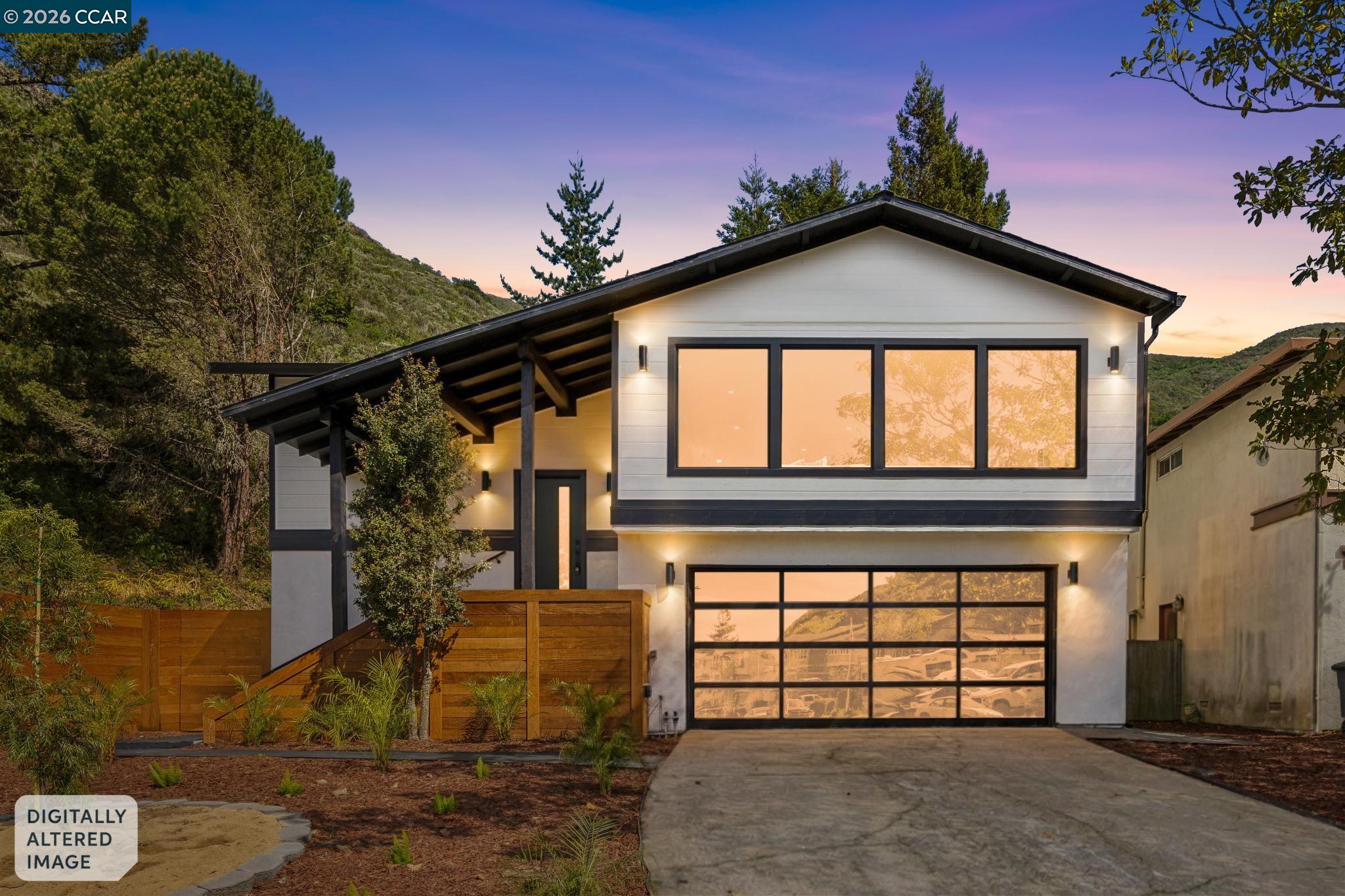 Detail Gallery Image 1 of 36 For 602 Big Bend Dr, Pacifica,  CA 94044-3856 - 5 Beds | 4 Baths