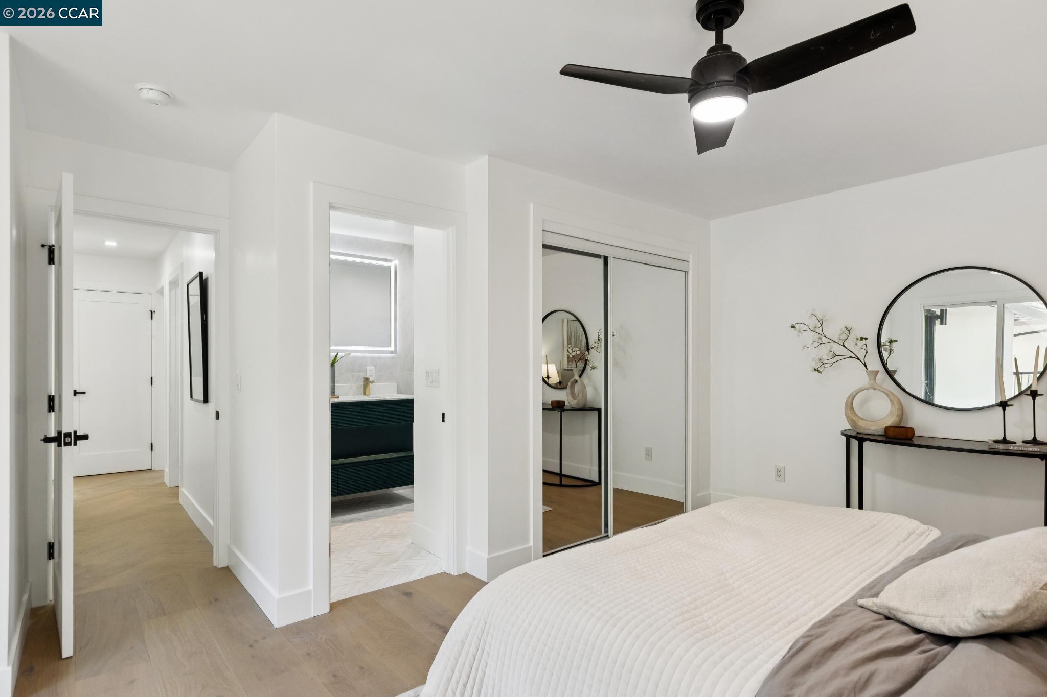 Detail Gallery Image 17 of 36 For 602 Big Bend Dr, Pacifica,  CA 94044-3856 - 5 Beds | 4 Baths