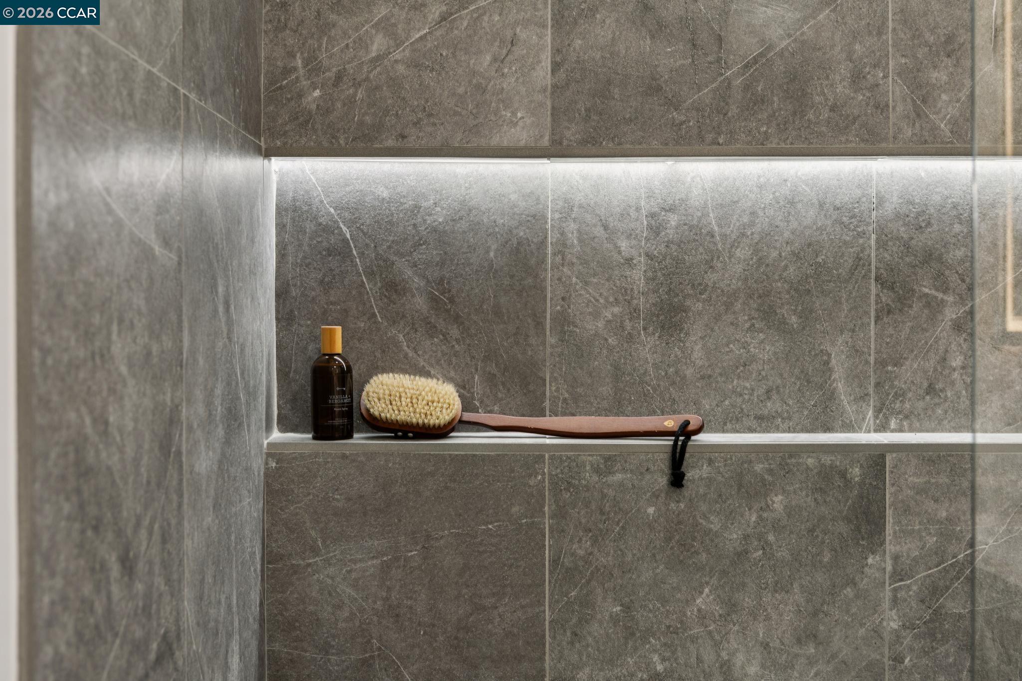 Detail Gallery Image 23 of 36 For 602 Big Bend Dr, Pacifica,  CA 94044-3856 - 5 Beds | 4 Baths