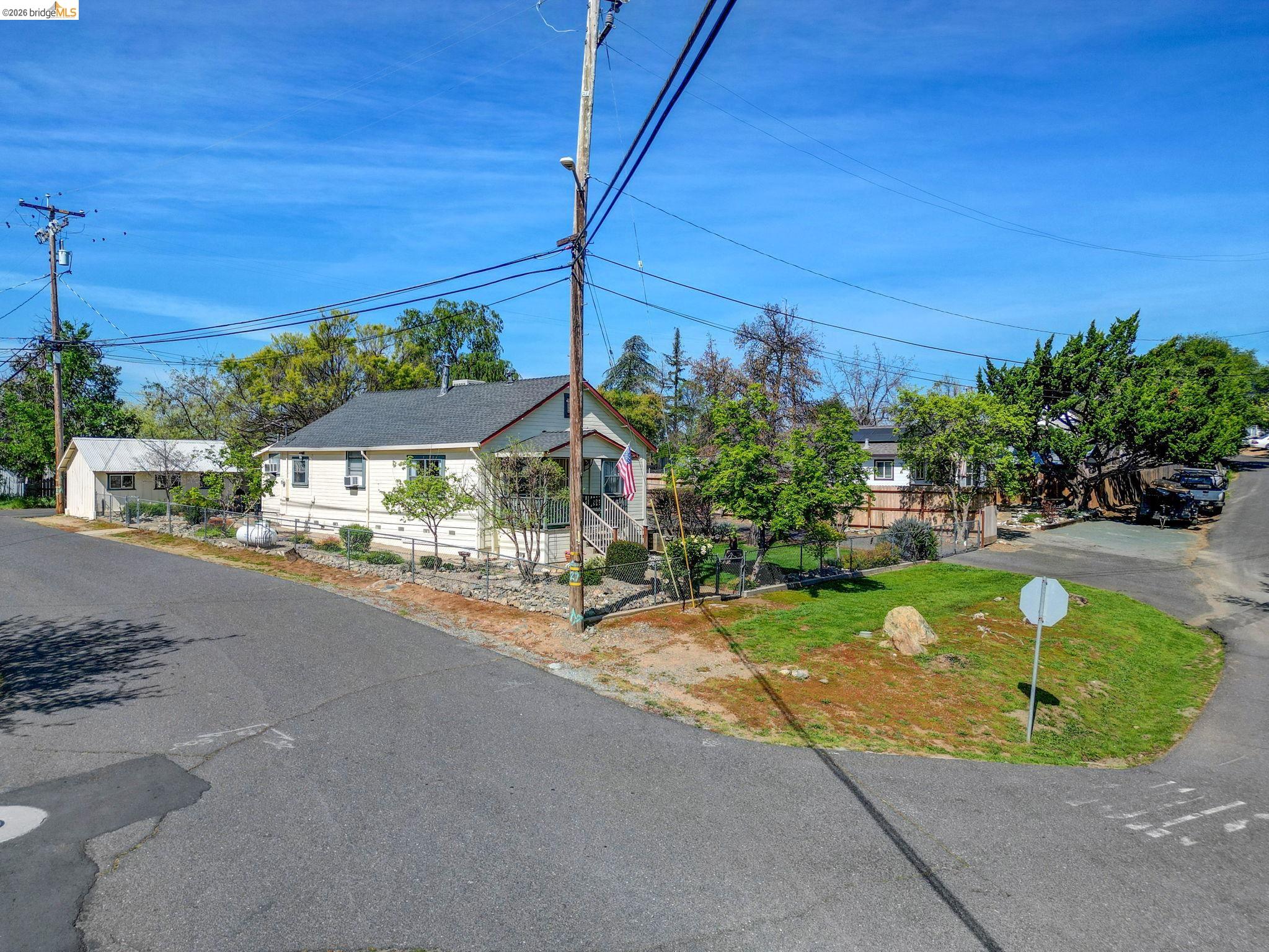 Front Image Thumbnail for EB41129031