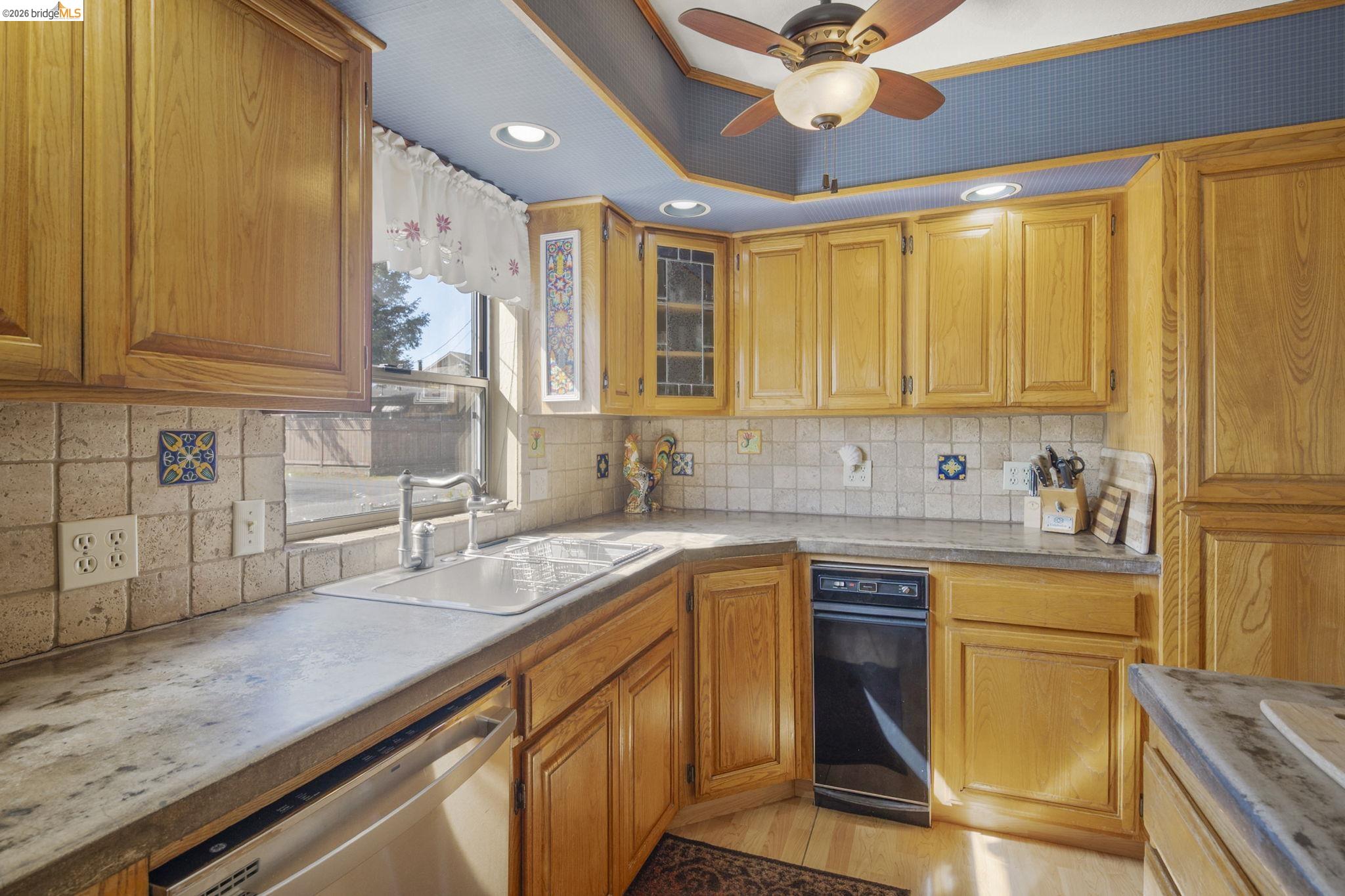 Detail Gallery Image 15 of 46 For 722 Oneida St., Angels Camp,  CA 95222 - 2 Beds | 1 Baths