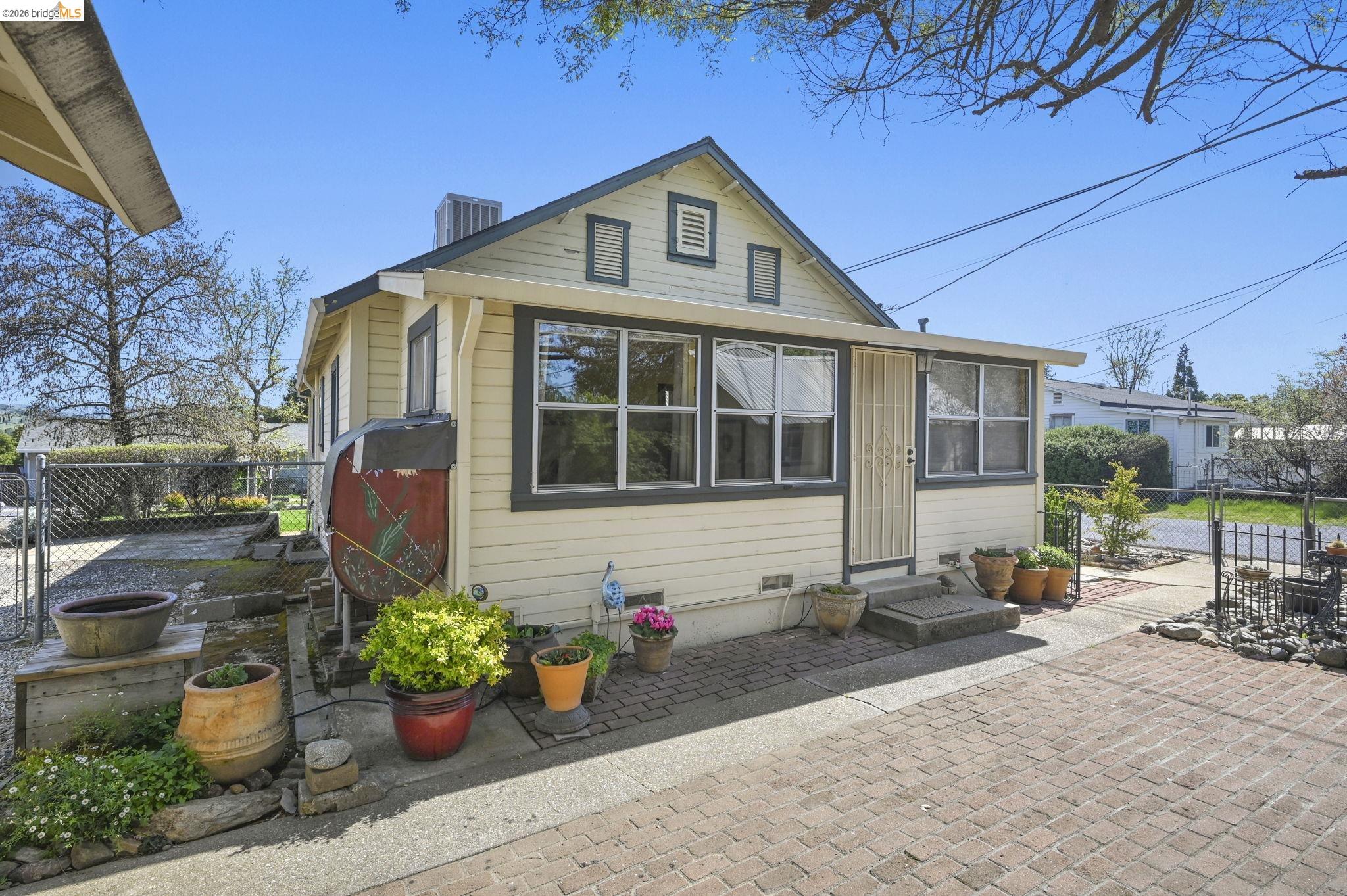 Detail Gallery Image 32 of 46 For 722 Oneida St., Angels Camp,  CA 95222 - 2 Beds | 1 Baths