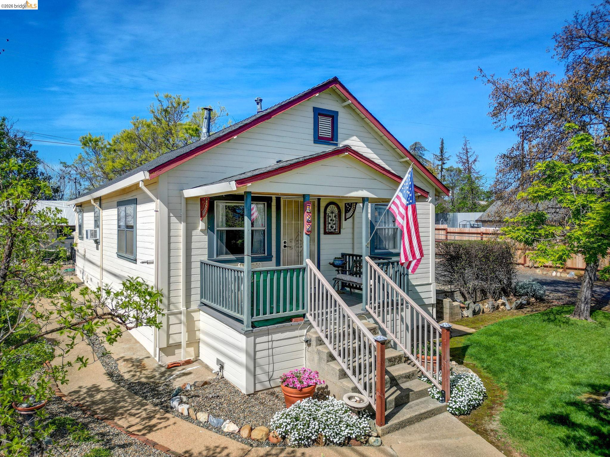 Detail Gallery Image 5 of 46 For 722 Oneida St., Angels Camp,  CA 95222 - 2 Beds | 1 Baths