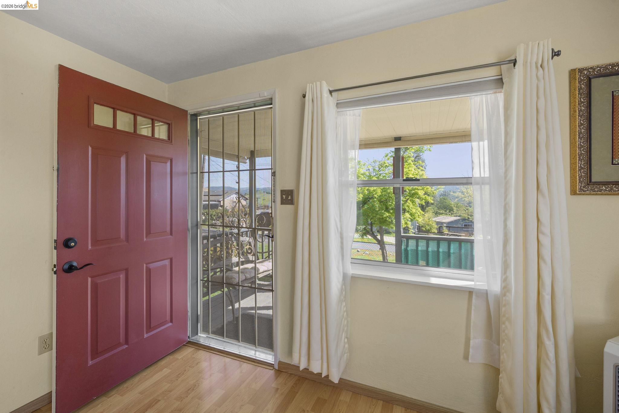 Detail Gallery Image 7 of 46 For 722 Oneida St., Angels Camp,  CA 95222 - 2 Beds | 1 Baths