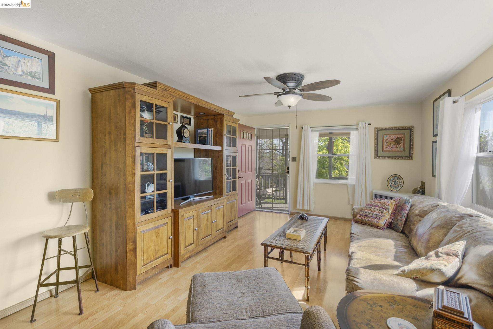 Detail Gallery Image 8 of 46 For 722 Oneida St., Angels Camp,  CA 95222 - 2 Beds | 1 Baths