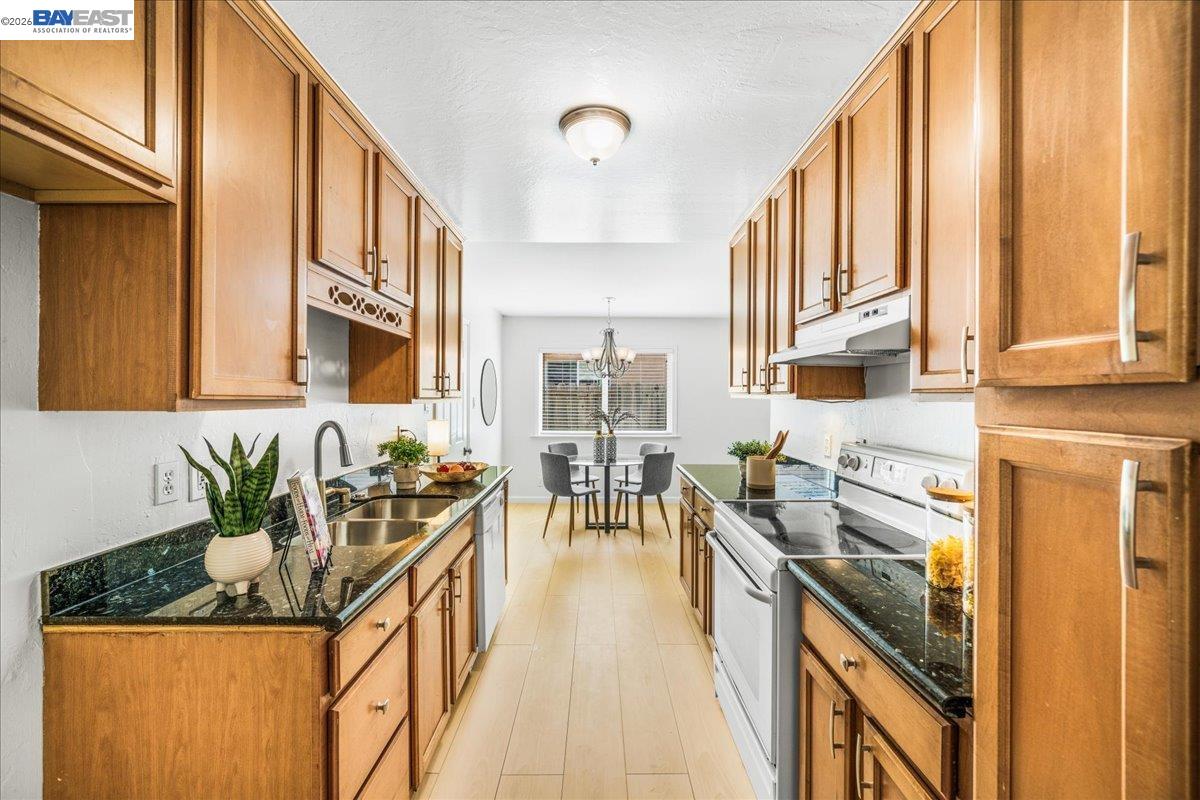 Detail Gallery Image 8 of 54 For 47507 Fortner St, Fremont,  CA 94539 - 3 Beds | 1 Baths