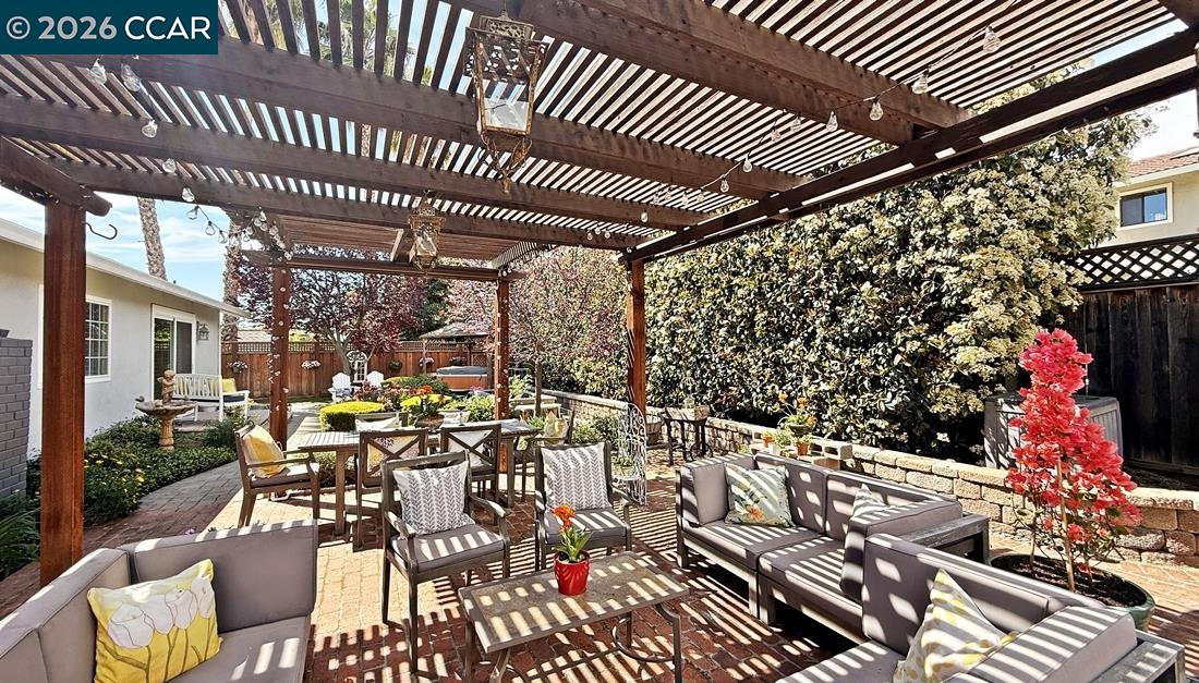 Detail Gallery Image 28 of 39 For 3586 Tupelo Dr, Walnut Creek,  CA 94598 - 4 Beds | 2 Baths