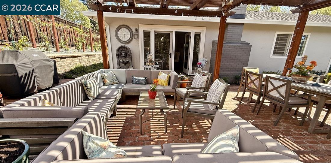 Detail Gallery Image 30 of 39 For 3586 Tupelo Dr, Walnut Creek,  CA 94598 - 4 Beds | 2 Baths