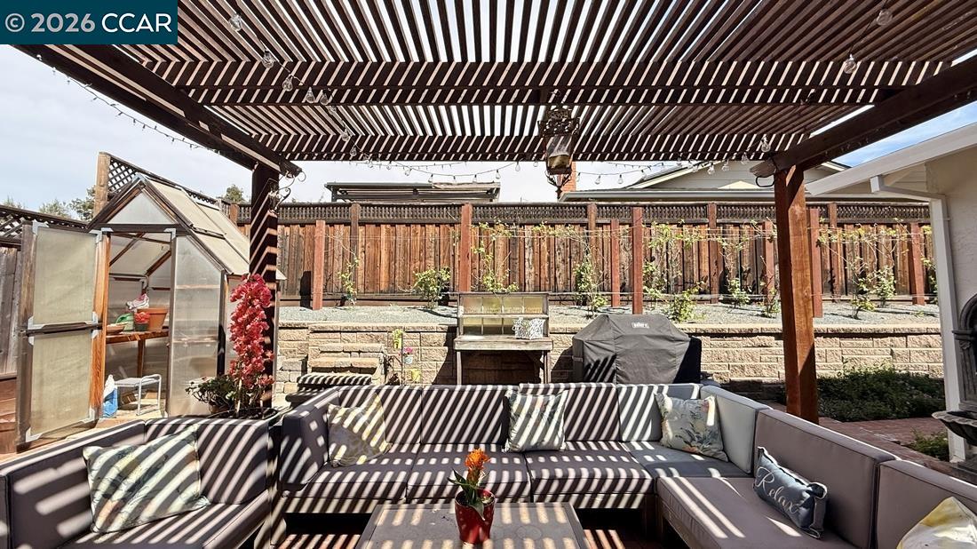 Detail Gallery Image 33 of 39 For 3586 Tupelo Dr, Walnut Creek,  CA 94598 - 4 Beds | 2 Baths