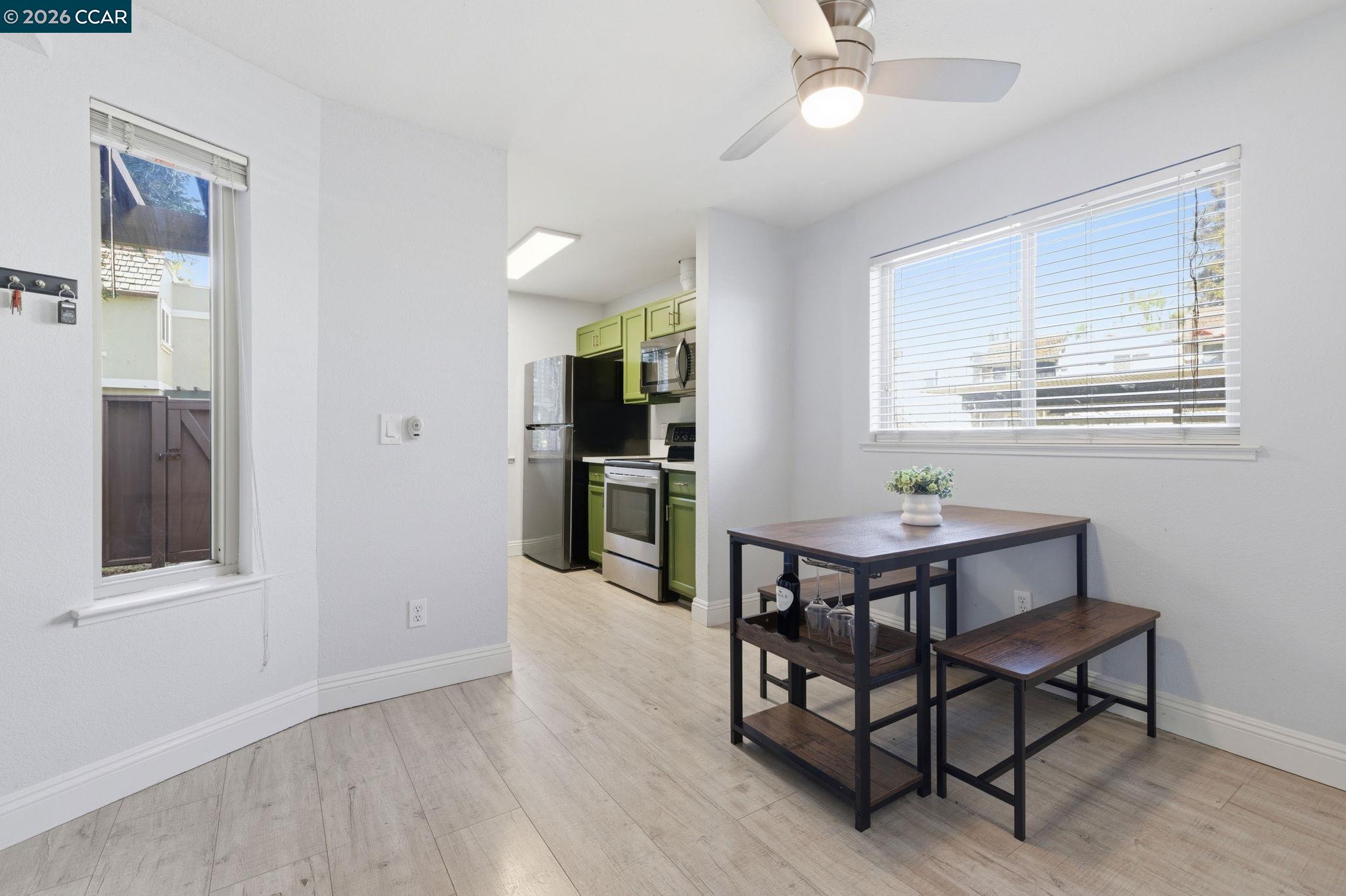 Detail Gallery Image 14 of 58 For 102 Luna Grande Cir #5,  Sacramento,  CA 95834 - 2 Beds | 2 Baths