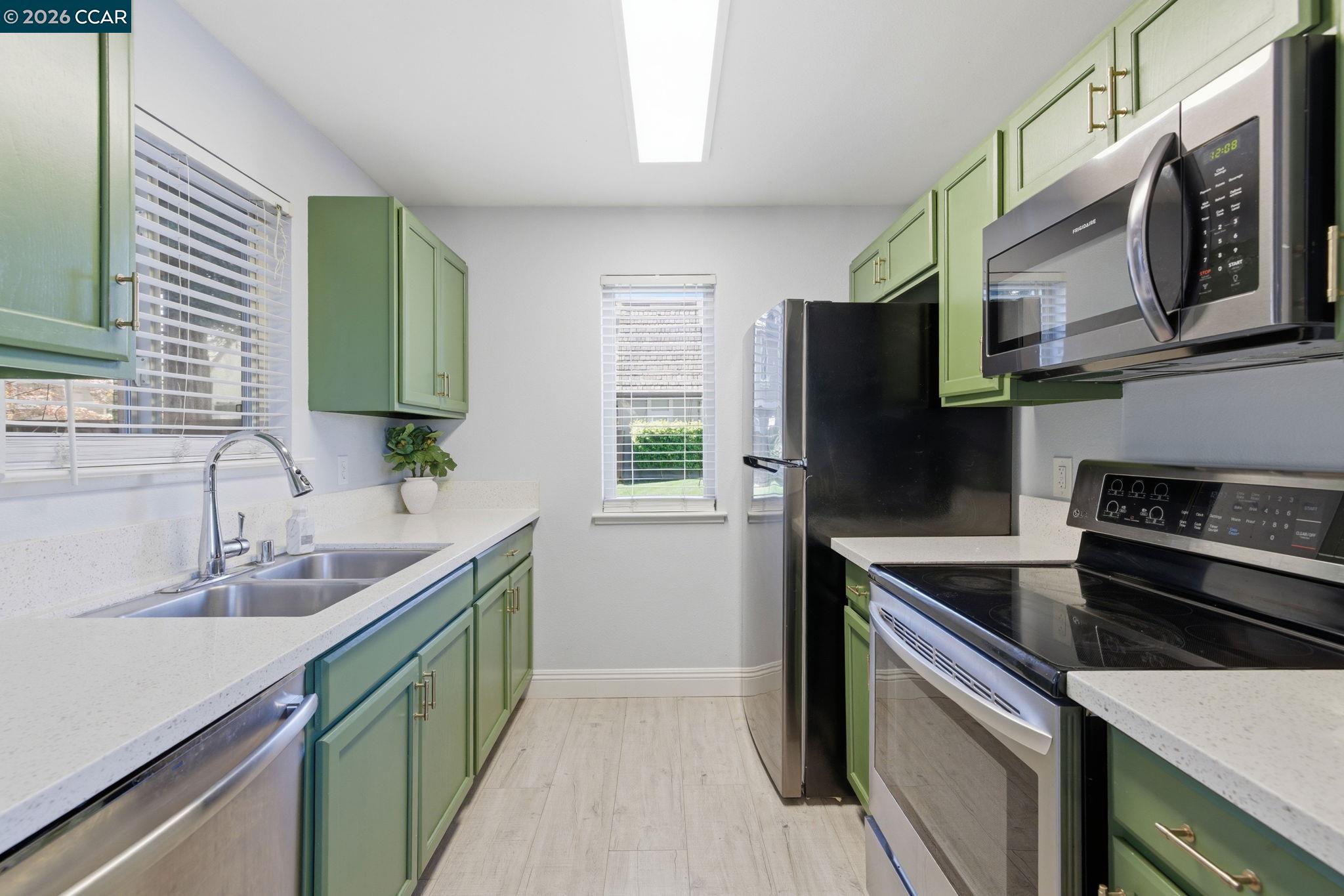 Detail Gallery Image 15 of 58 For 102 Luna Grande Cir #5,  Sacramento,  CA 95834 - 2 Beds | 2 Baths