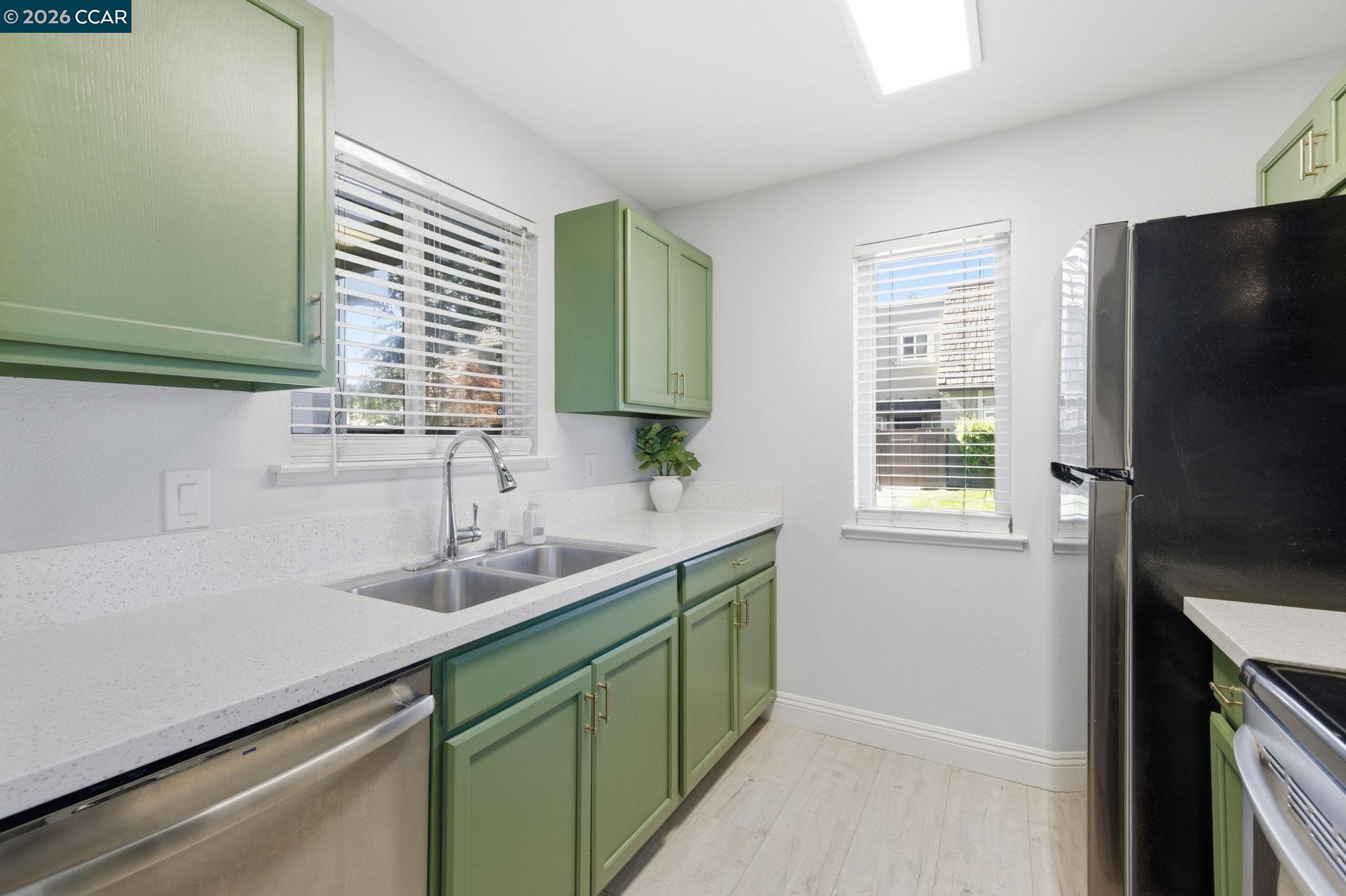 Detail Gallery Image 16 of 58 For 102 Luna Grande Cir #5,  Sacramento,  CA 95834 - 2 Beds | 2 Baths