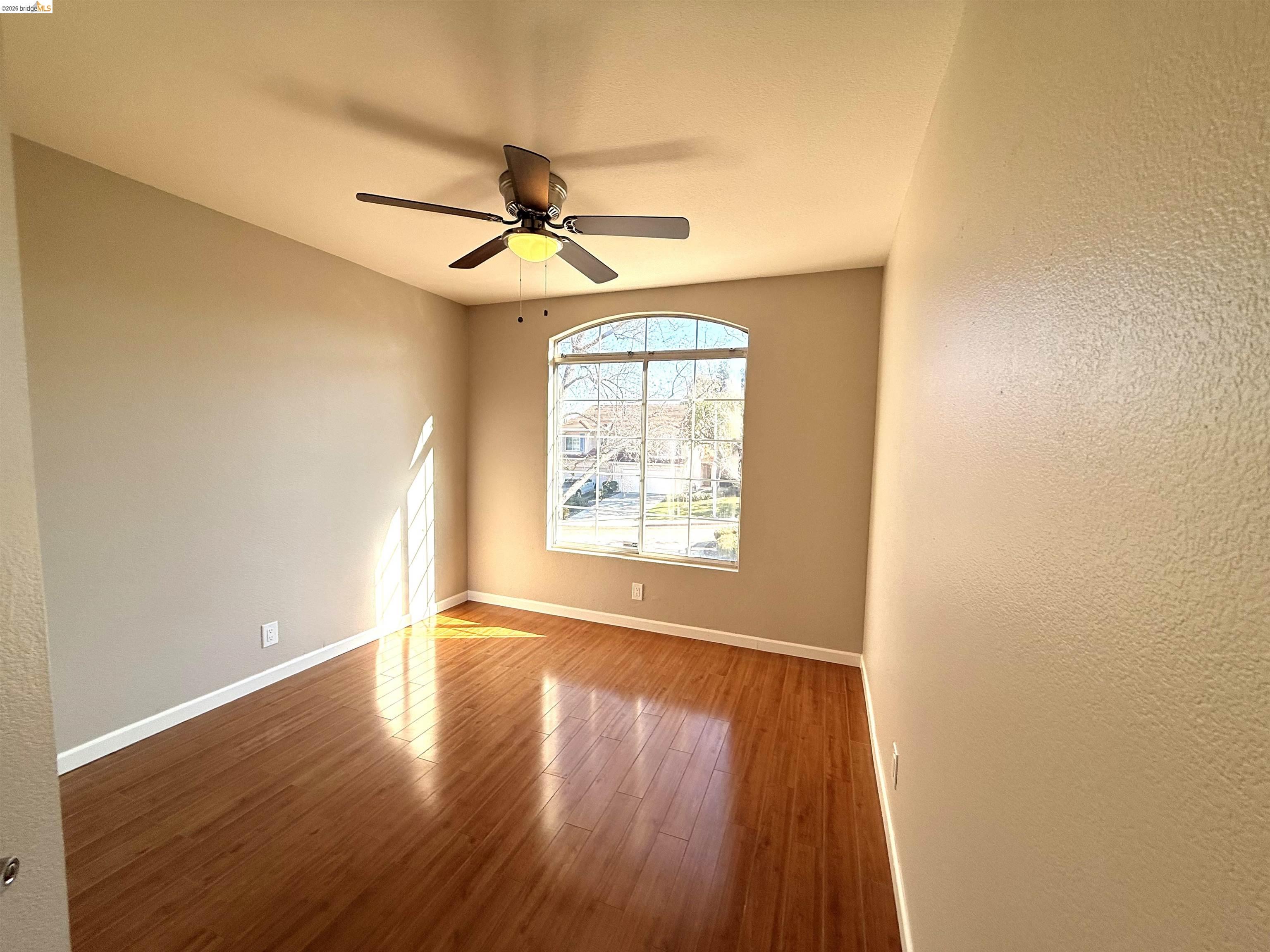 Detail Gallery Image 22 of 29 For 1736 Nandina Ct, Antioch,  CA 94531 - 3 Beds | 2/1 Baths