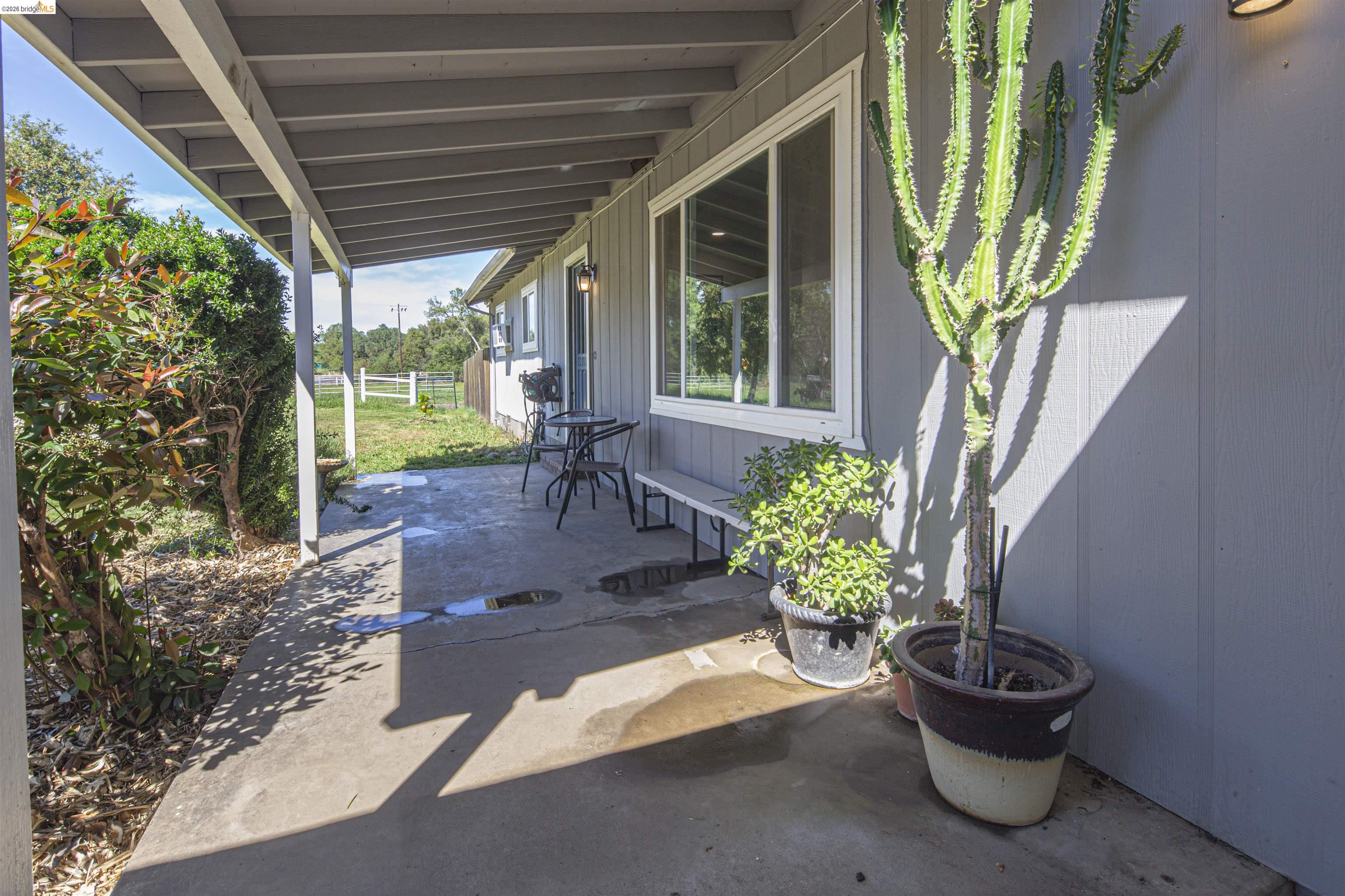 Detail Gallery Image 5 of 22 For 10458 Southworth Rd, Wallace,  CA 95254 - 3 Beds | 2 Baths