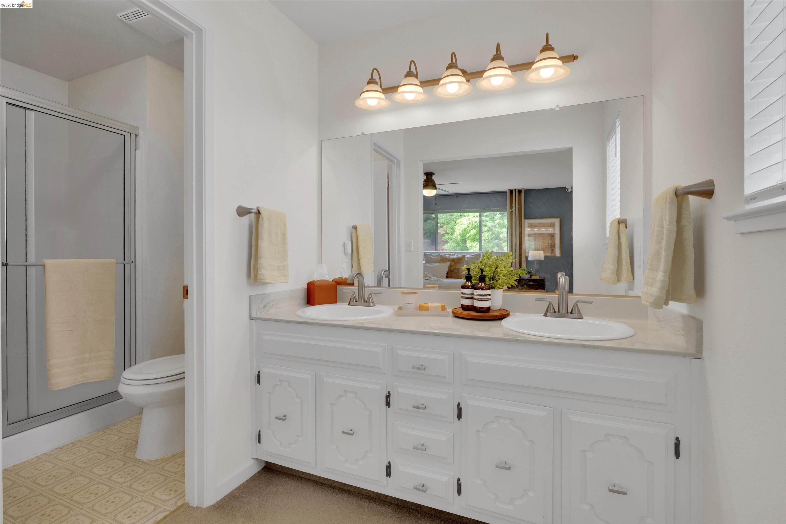 Detail Gallery Image 22 of 37 For 3991 Alta Vista Cir, Pittsburg,  CA 94565 - 4 Beds | 2 Baths