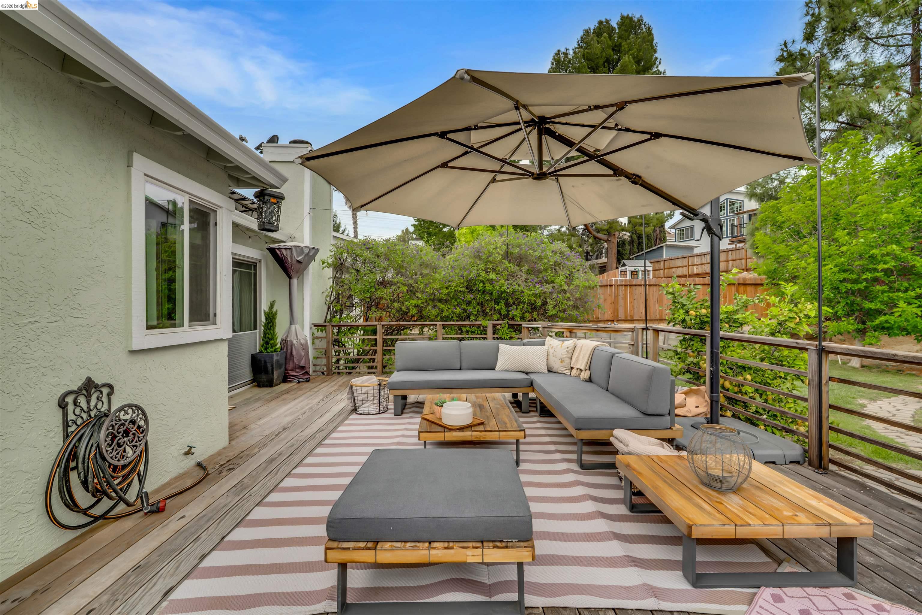 Detail Gallery Image 31 of 37 For 3991 Alta Vista Cir, Pittsburg,  CA 94565 - 4 Beds | 2 Baths