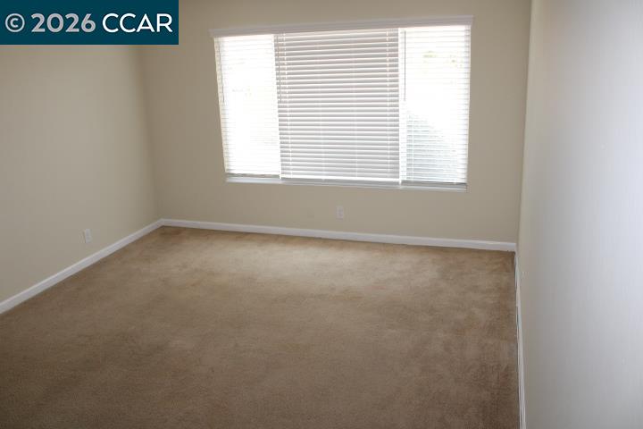 Detail Gallery Image 2 of 30 For 1562 Partridge Dr, Hercules,  CA 94547 - 3 Beds | 2 Baths