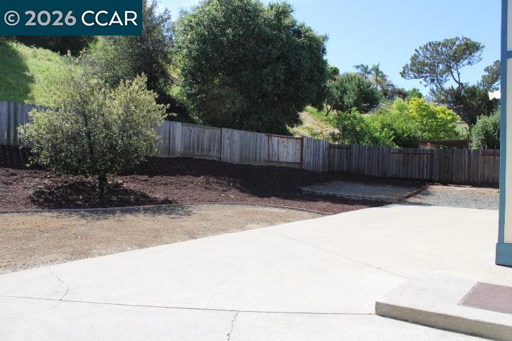 Detail Gallery Image 28 of 30 For 1562 Partridge Dr, Hercules,  CA 94547 - 3 Beds | 2 Baths