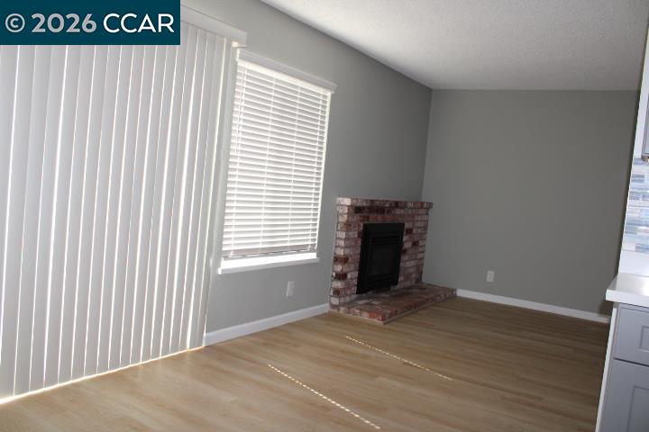 Detail Gallery Image 7 of 30 For 1562 Partridge Dr, Hercules,  CA 94547 - 3 Beds | 2 Baths