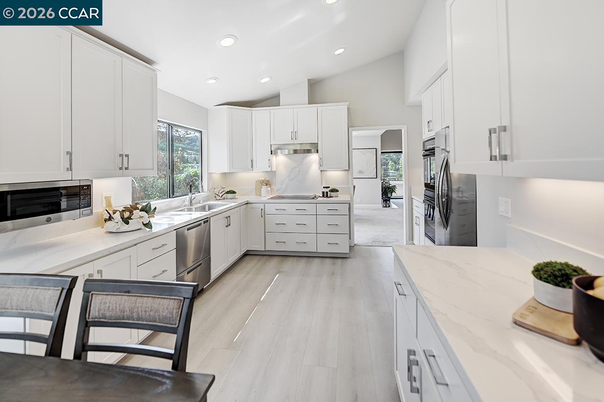 Detail Gallery Image 11 of 59 For 3612 Rossmoor Pkwy #1,  Walnut Creek,  CA 94595 - 2 Beds | 2 Baths