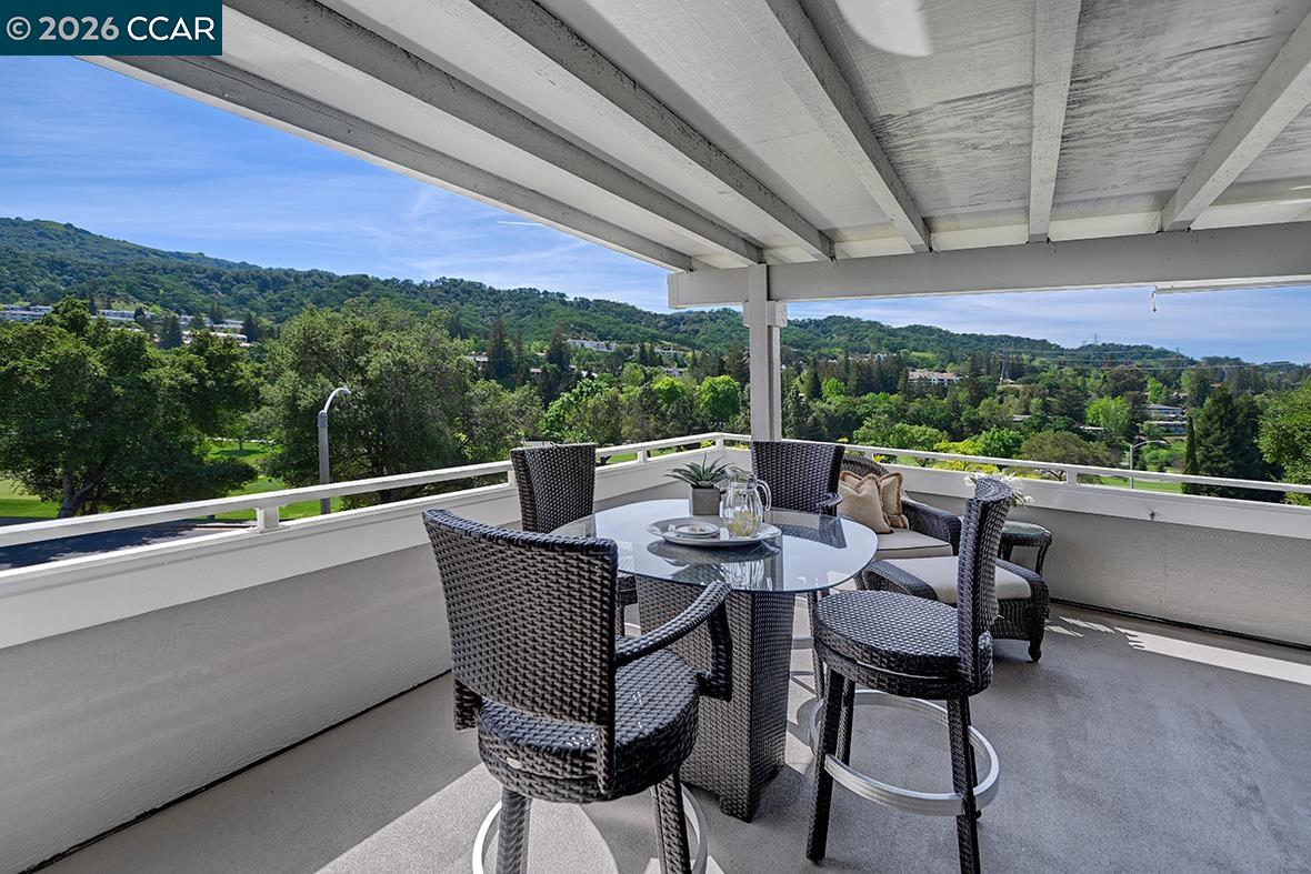 Detail Gallery Image 16 of 59 For 3612 Rossmoor Pkwy #1,  Walnut Creek,  CA 94595 - 2 Beds | 2 Baths