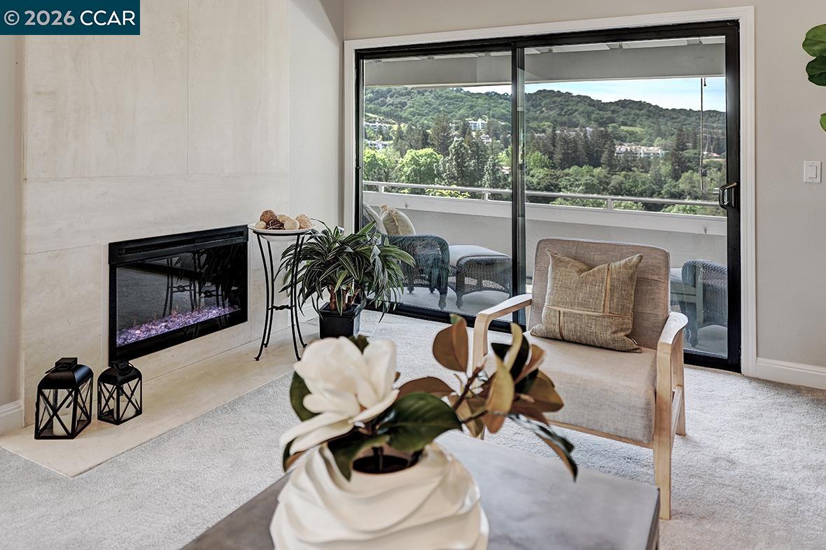 Detail Gallery Image 3 of 59 For 3612 Rossmoor Pkwy #1,  Walnut Creek,  CA 94595 - 2 Beds | 2 Baths