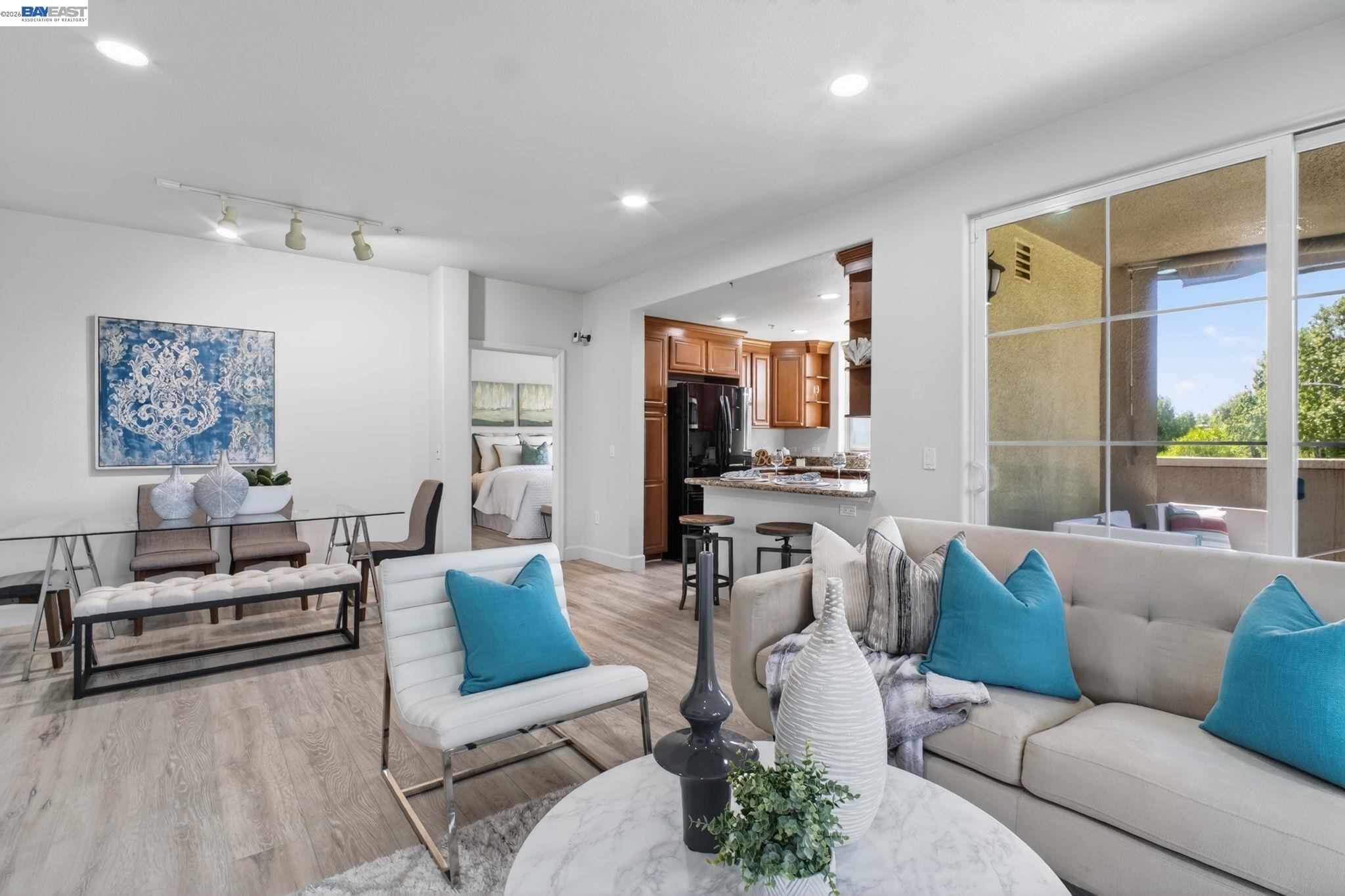 Detail Gallery Image 2 of 55 For 600 S Abel St #214,  Milpitas,  CA 95035 - 3 Beds | 2 Baths